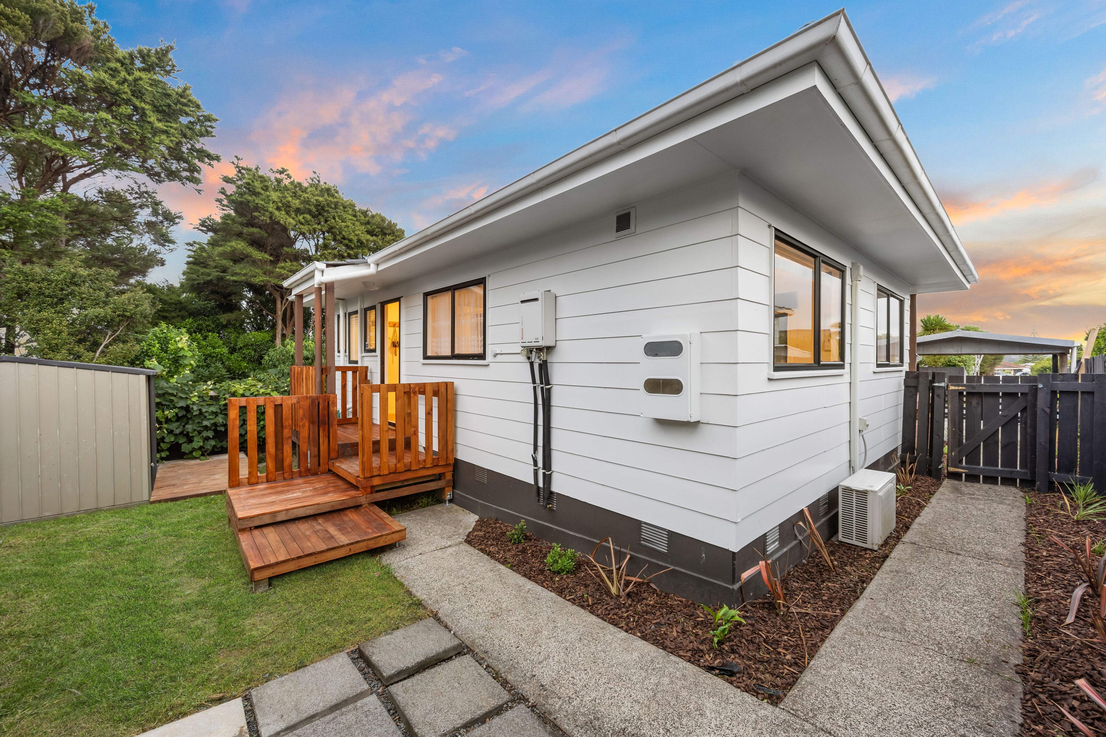 1/18 Darcy Place, Massey, Waitakere City