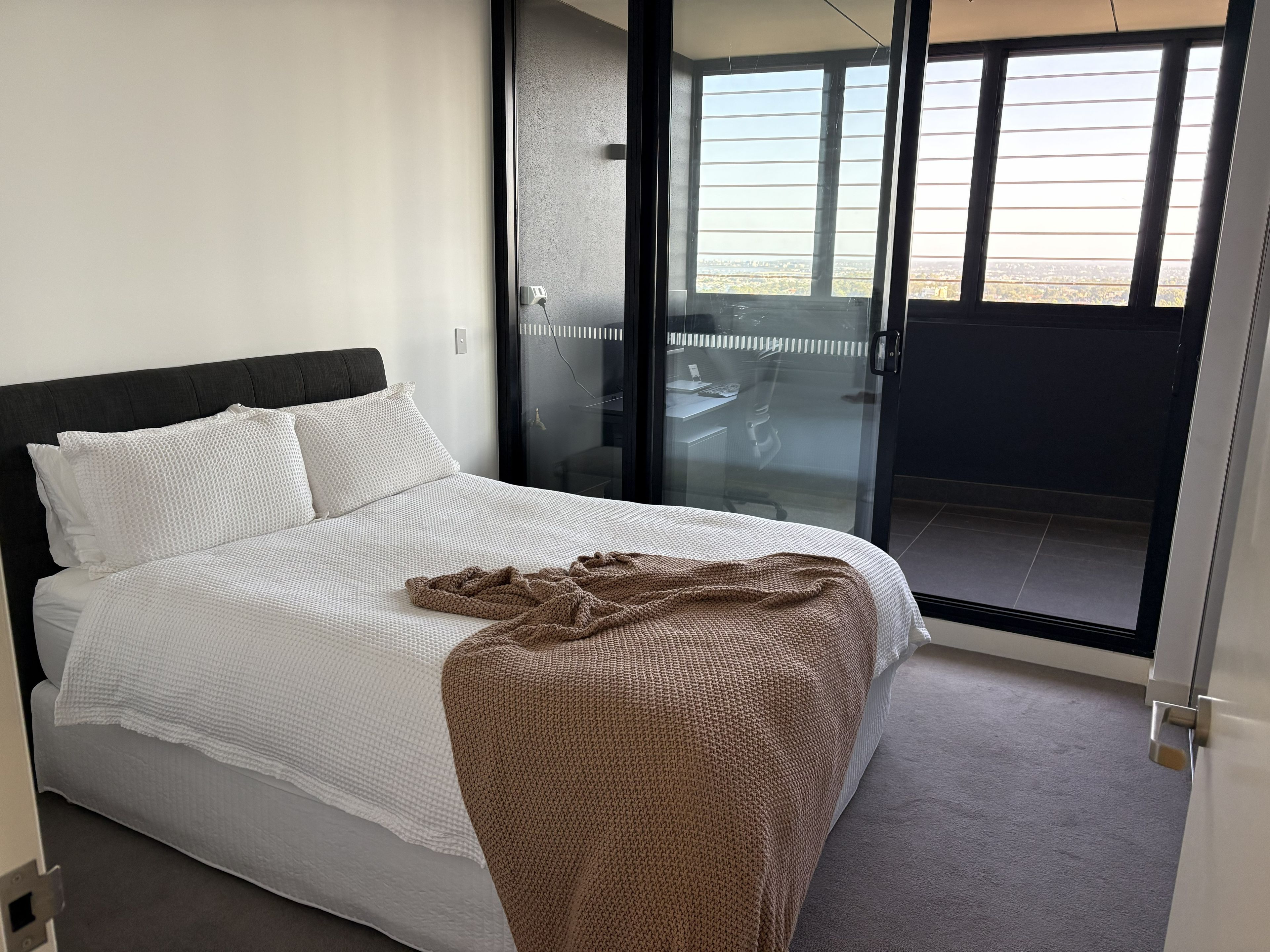 910/12 Jack Brabham Drive, Hurstville, NSW 2220