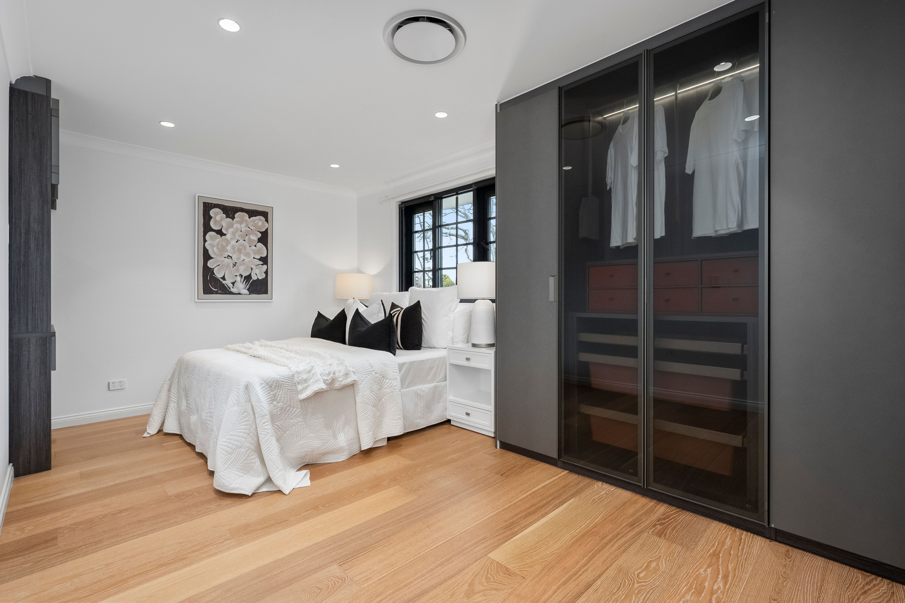 28 Rosemount Avenue — photo 10 of 15