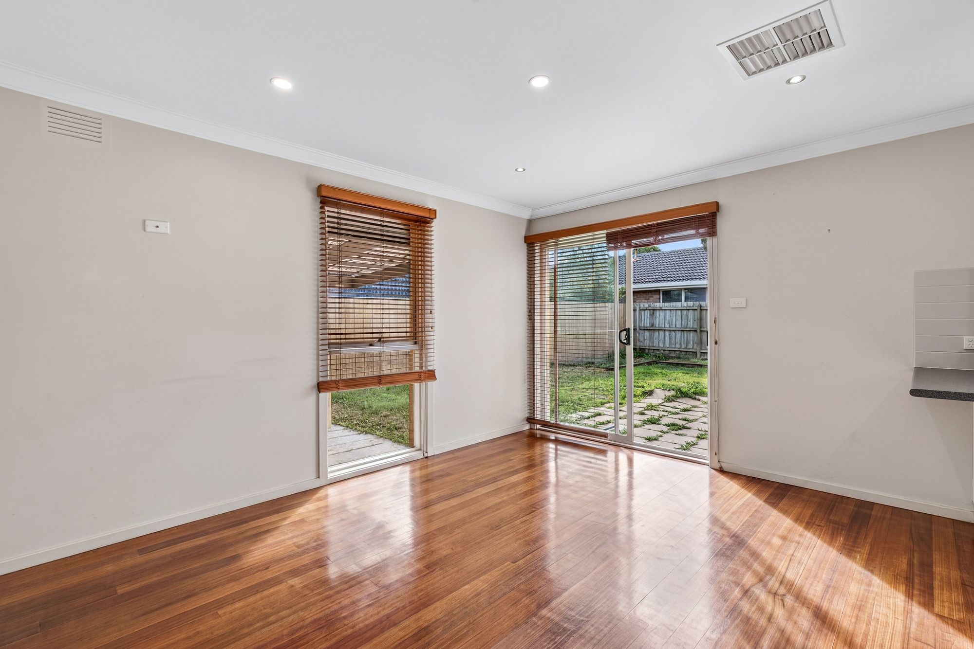 7 Tanner Street — photo 4 of 19