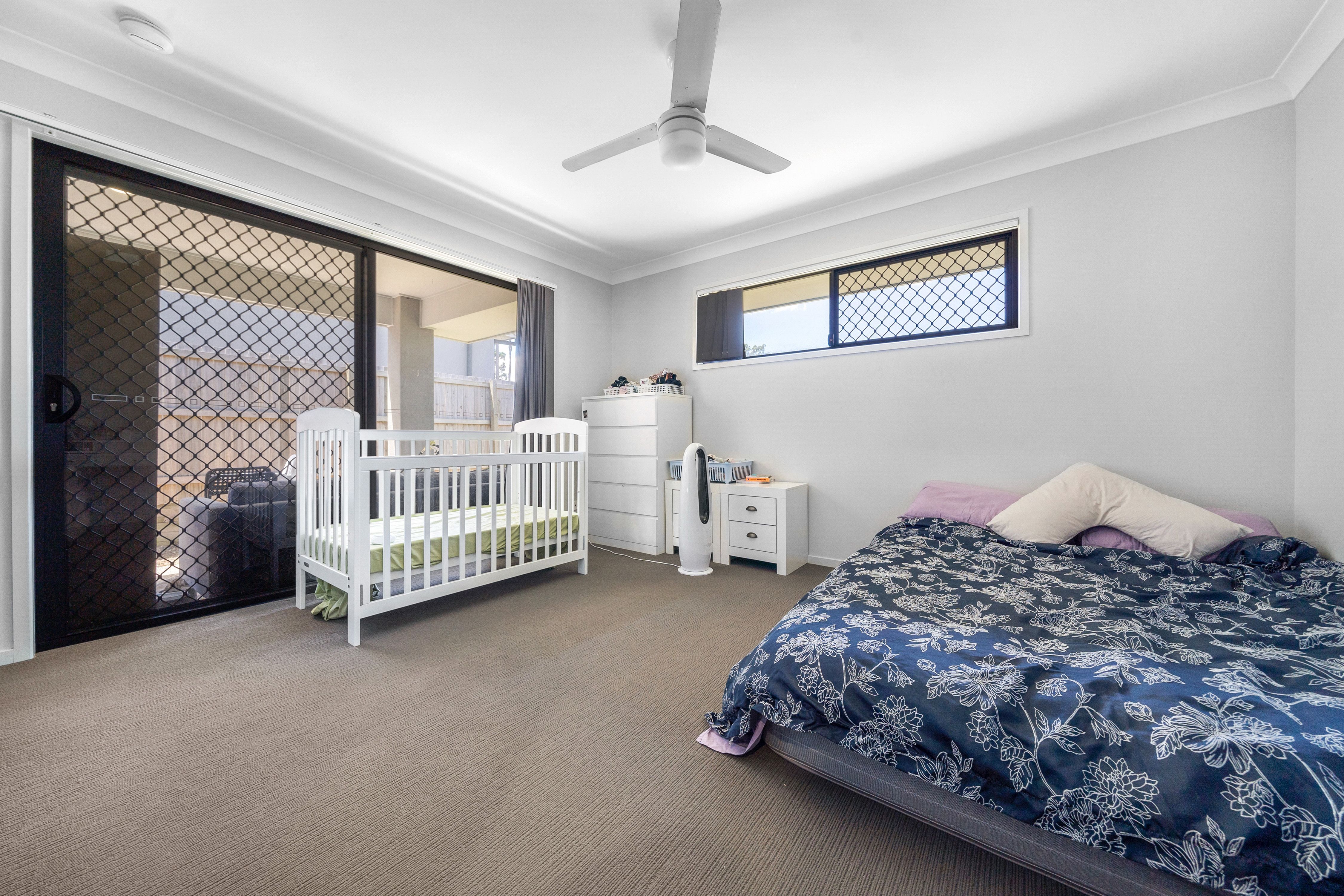 1&2/45a Pinelands Street, LOGANLEA, QLD 4131