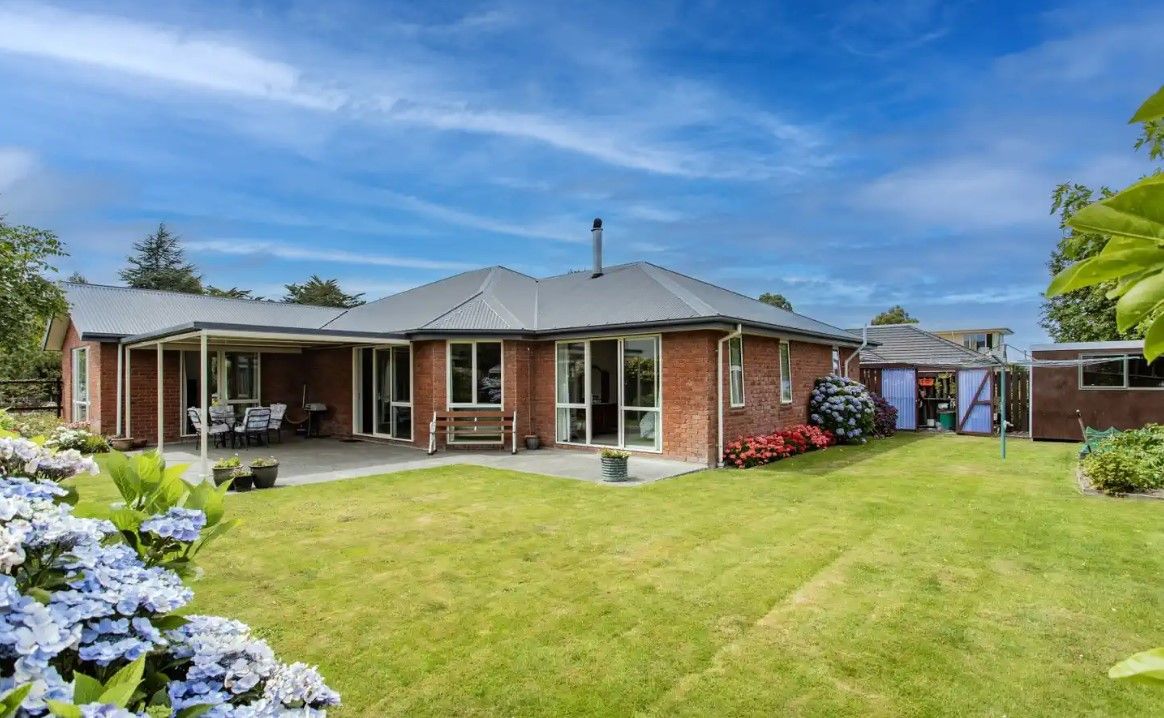 105 High Street, Oxford, Waimakariri District 7430 Sold House Ray