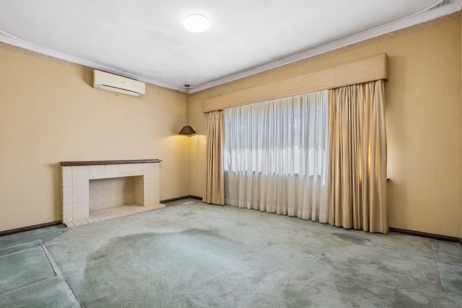 393B South Street, Hilton, WA 6163