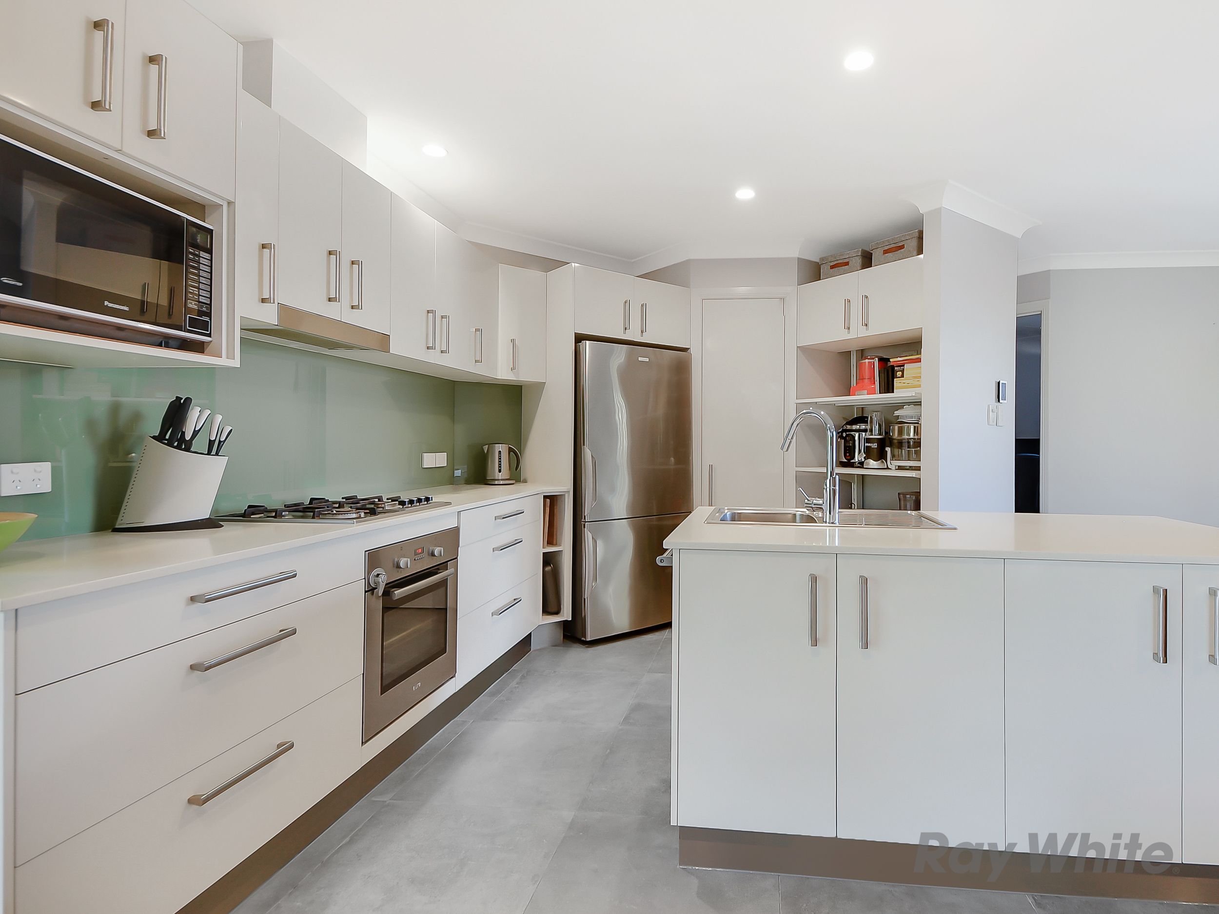 9 Wenlock Court, Murrumba Downs, QLD 4503