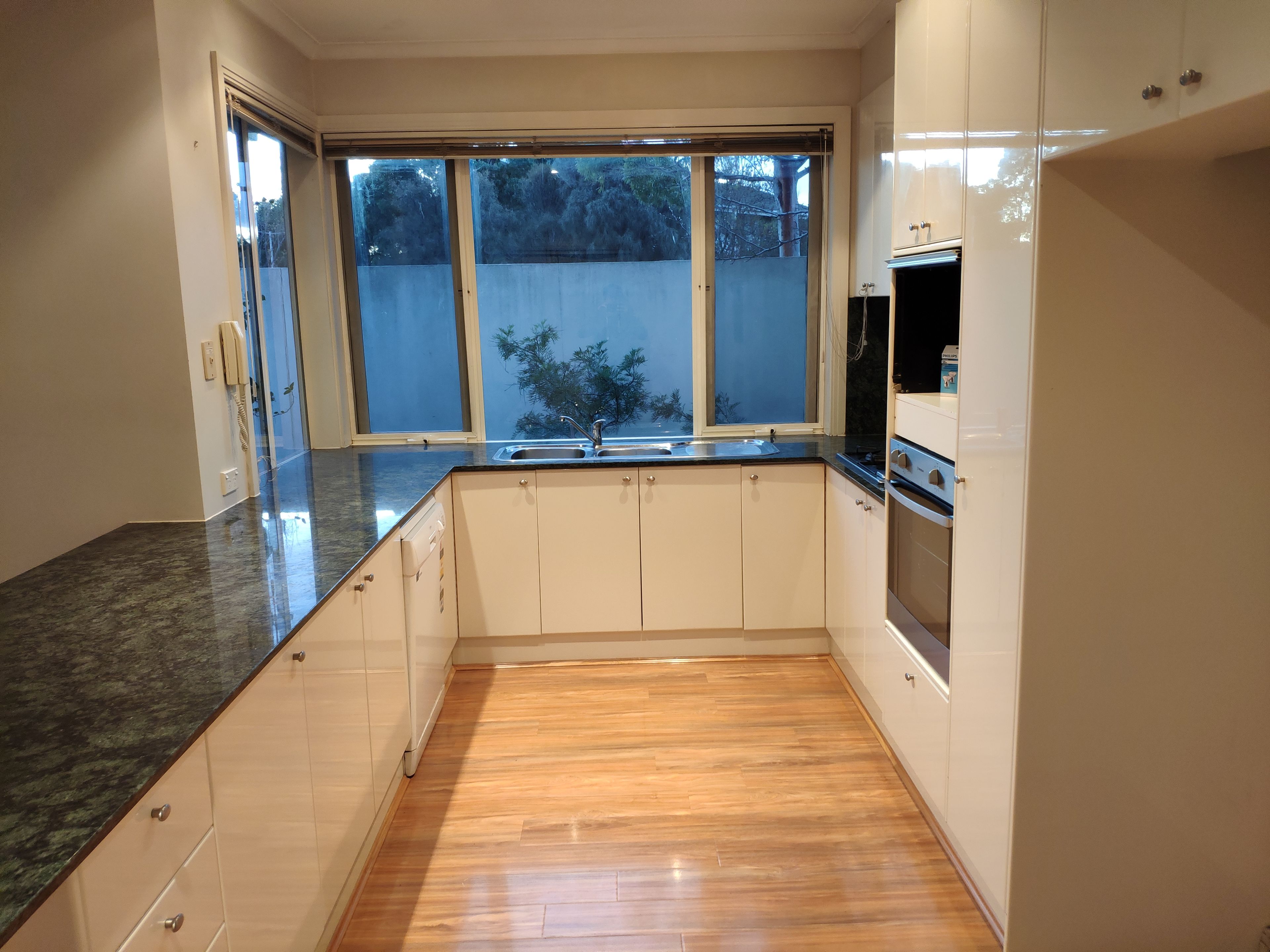 19 The Cove, Port Melbourne, VIC 3207