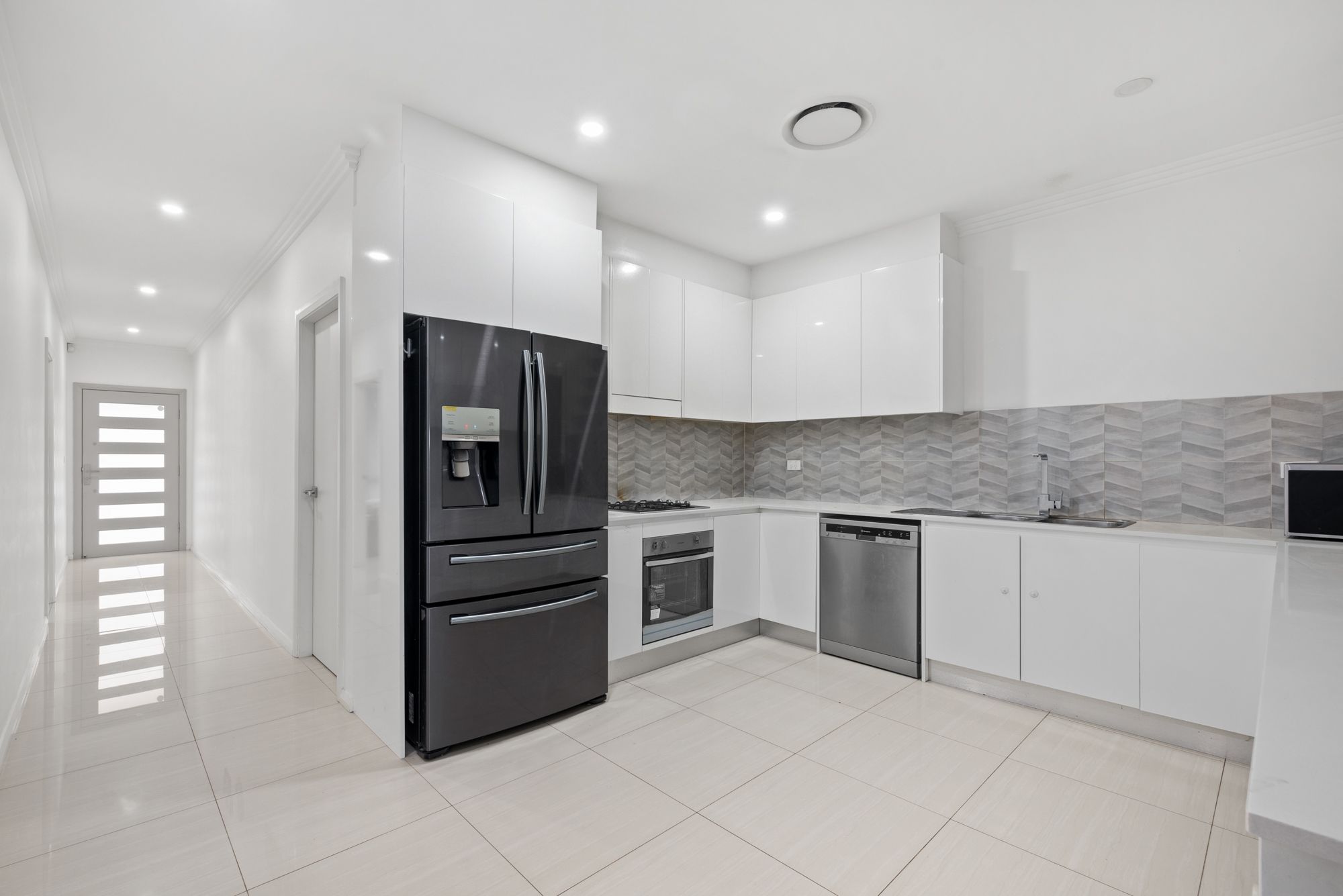 9b Hinton Loop, Oran Park, NSW 2570