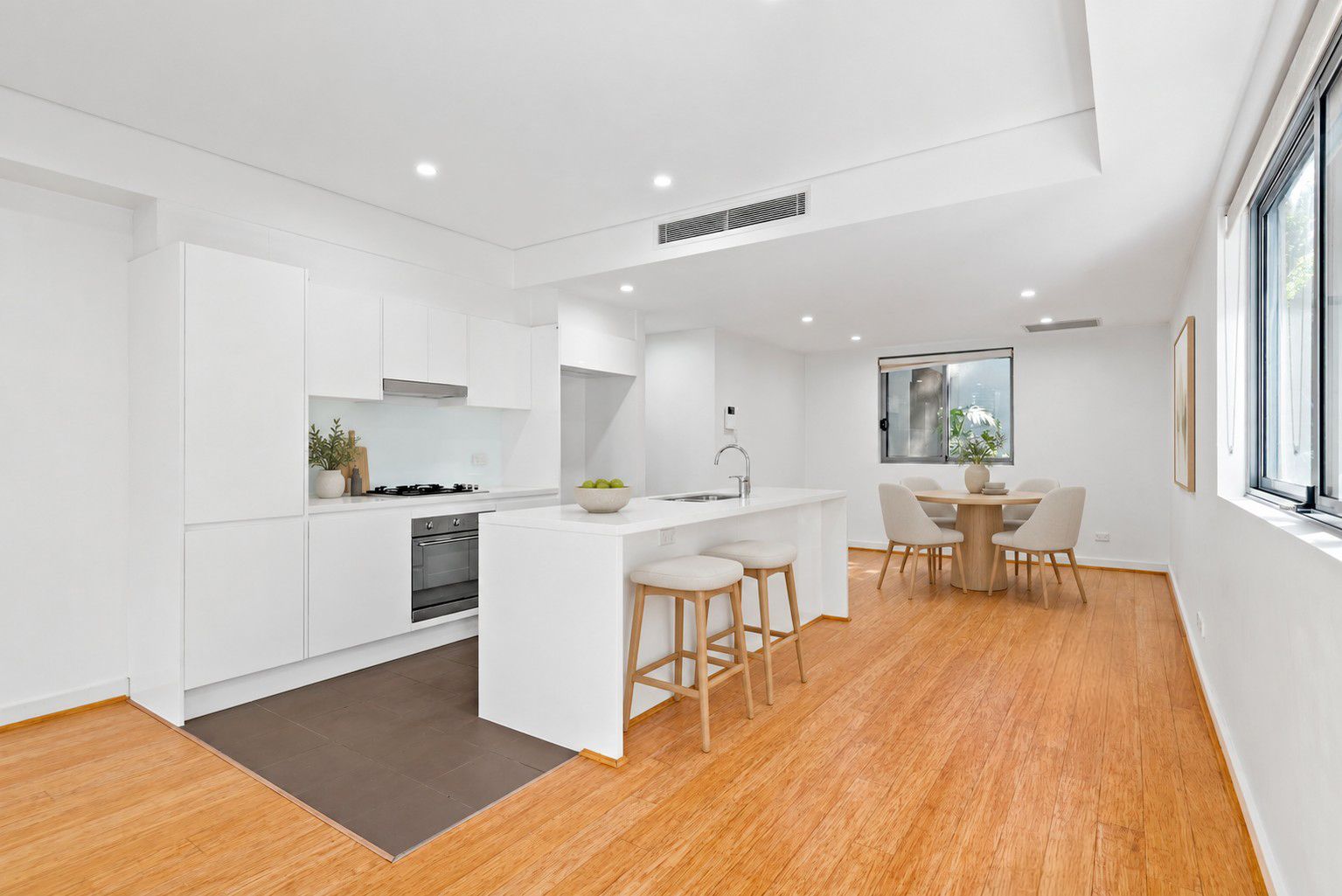 301/72-74 Gordon Crescent, Lane Cove, NSW 2066