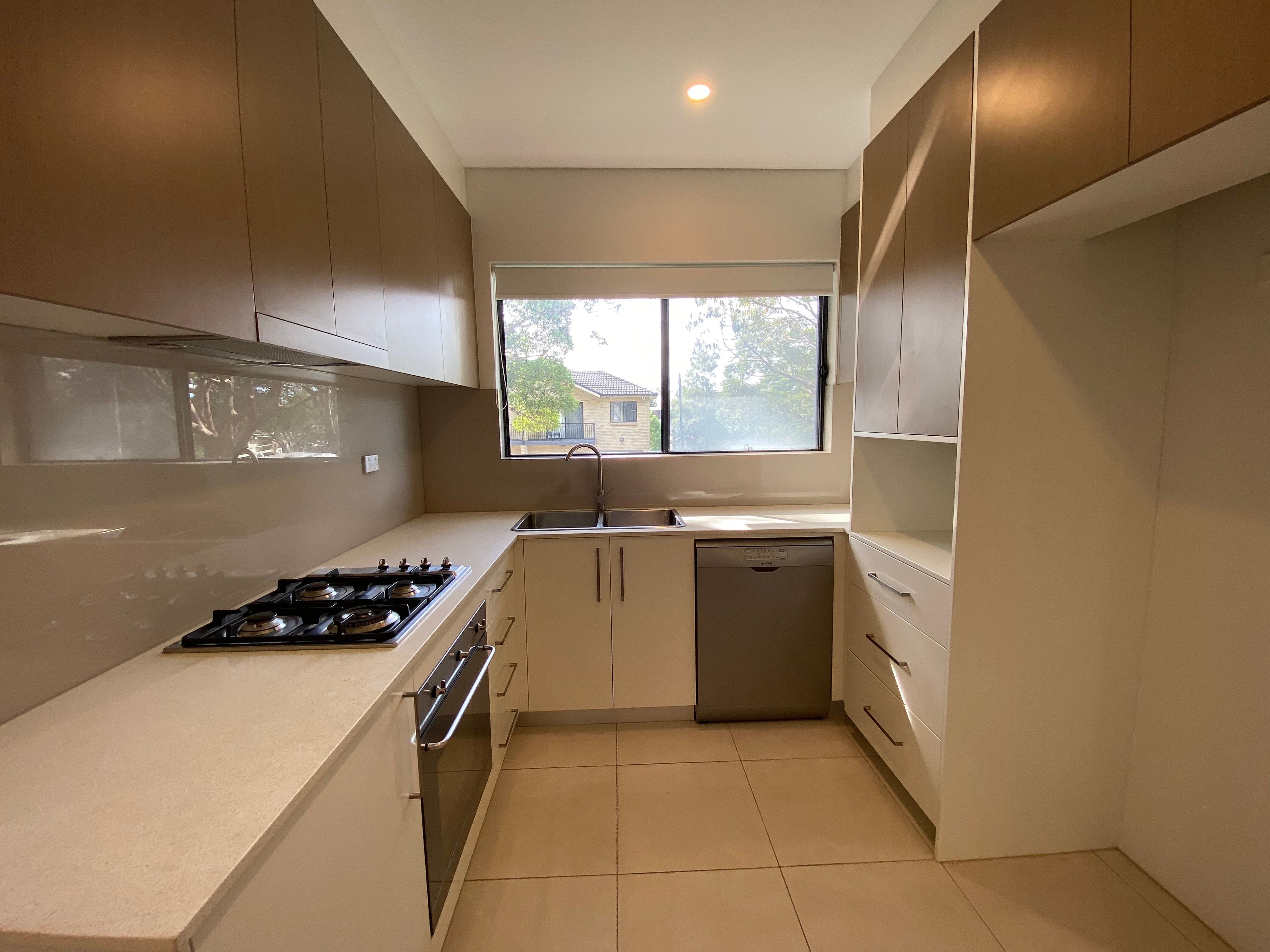 1/75 Lawrence Street, Peakhurst, NSW 2210