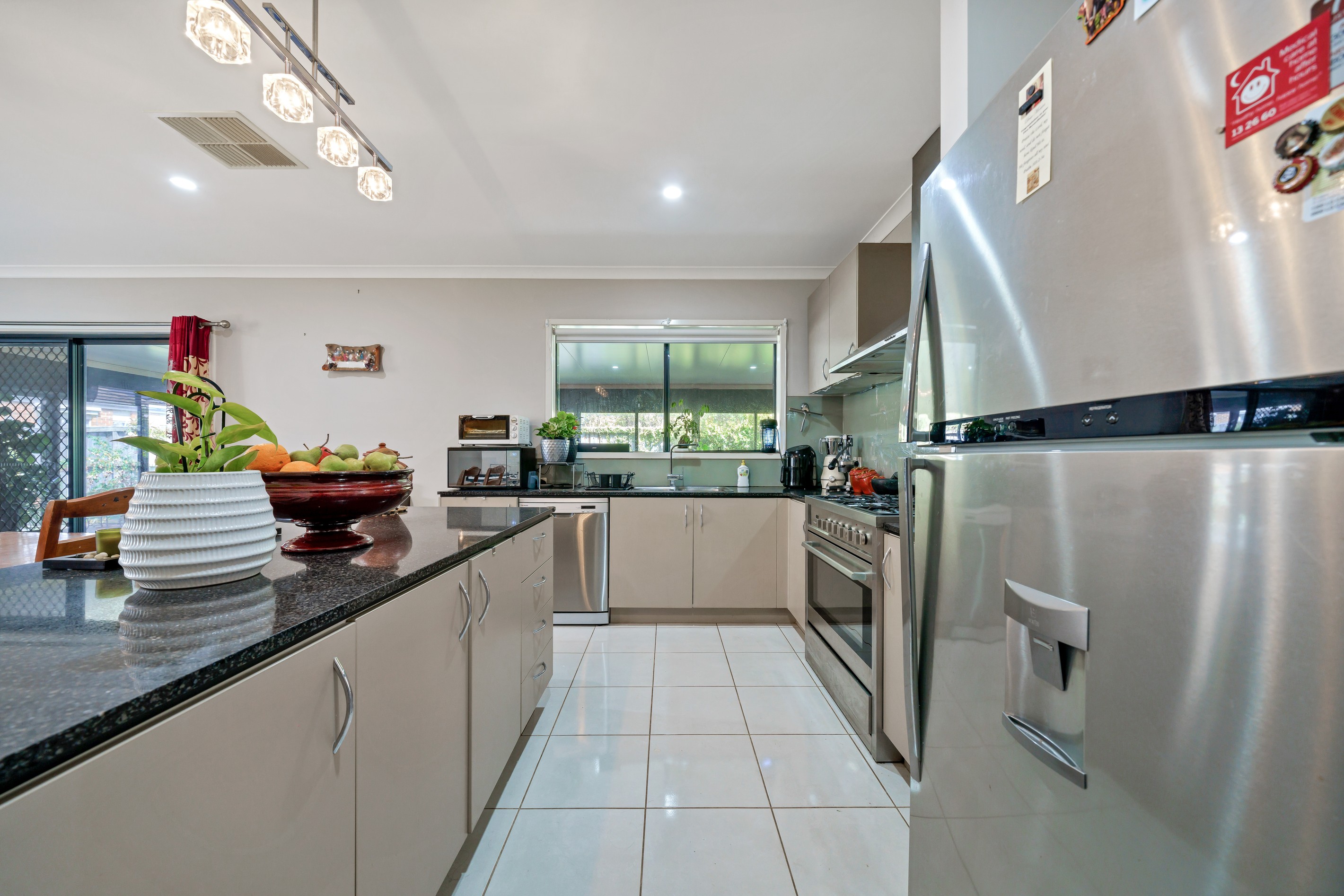 6 Burford Way, Cranbourne North, VIC 3977