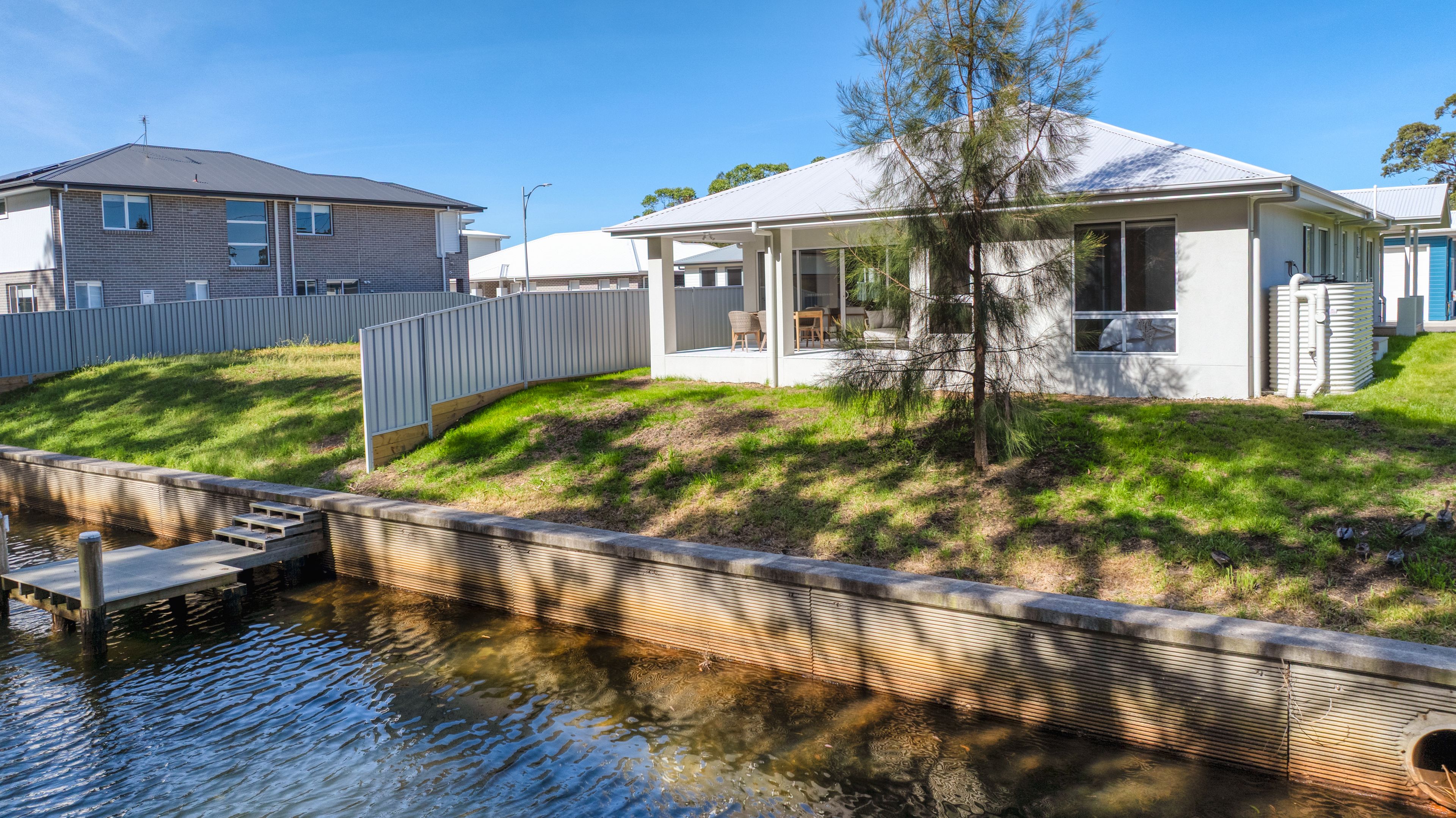 1/23 Jacobs Drive, Sussex Inlet, NSW 2540