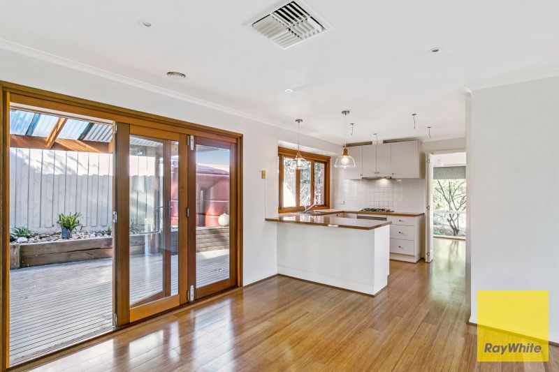 38 Bellfield Drive, Lysterfield, VIC 3156