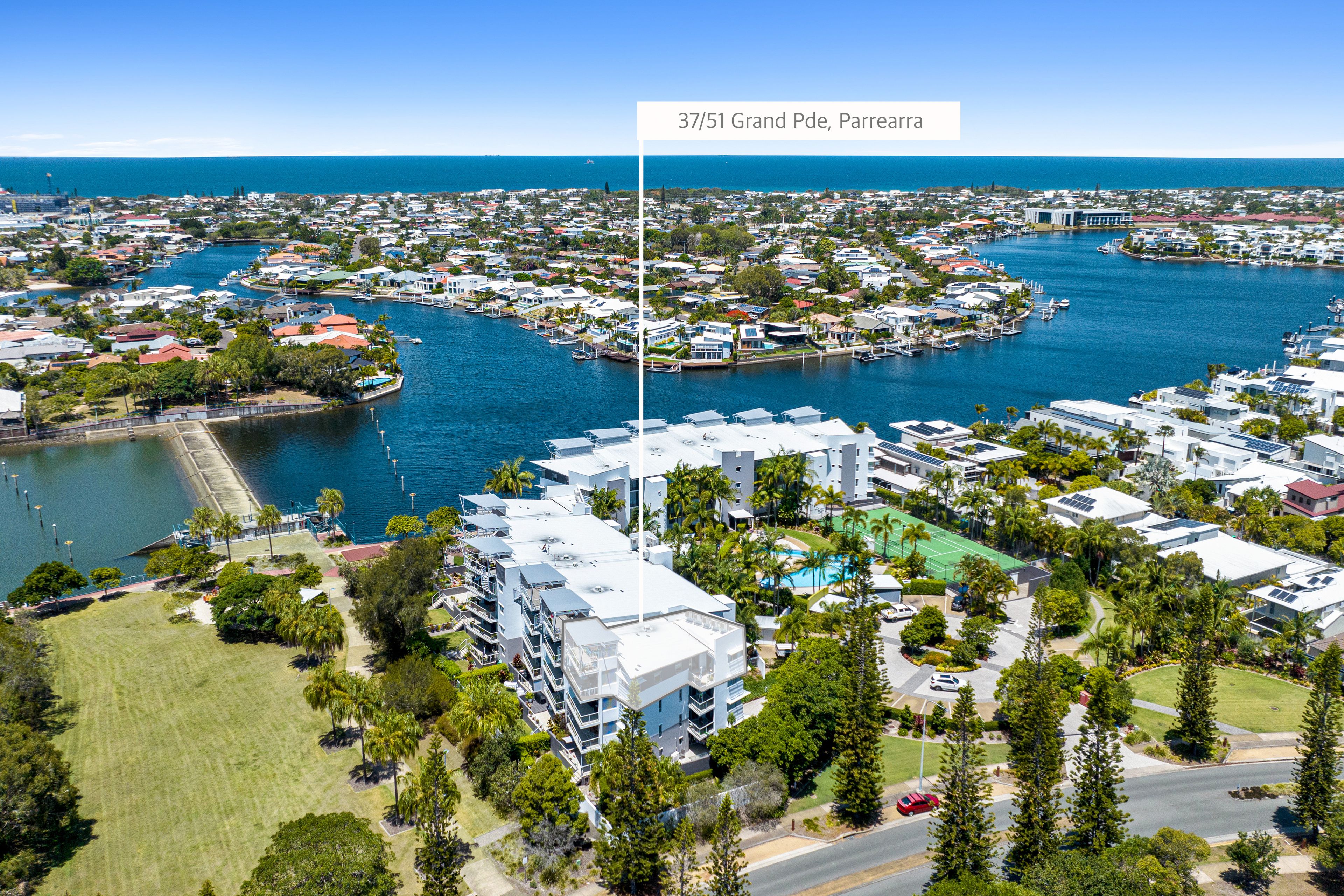 51 Grand Parade, Kawana Island QLD 4575