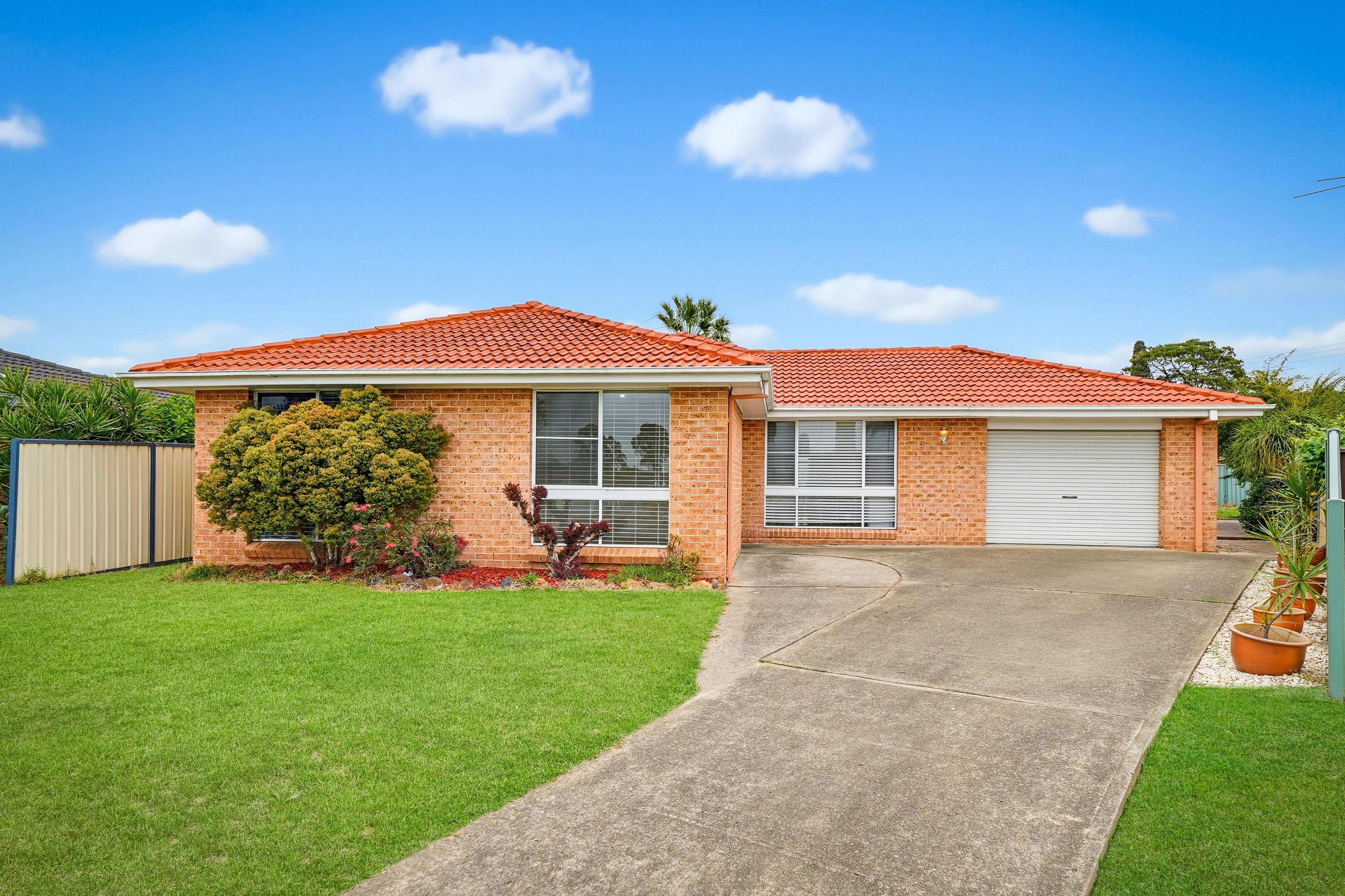 5 Pisa Place — photo from Ray White United Group
