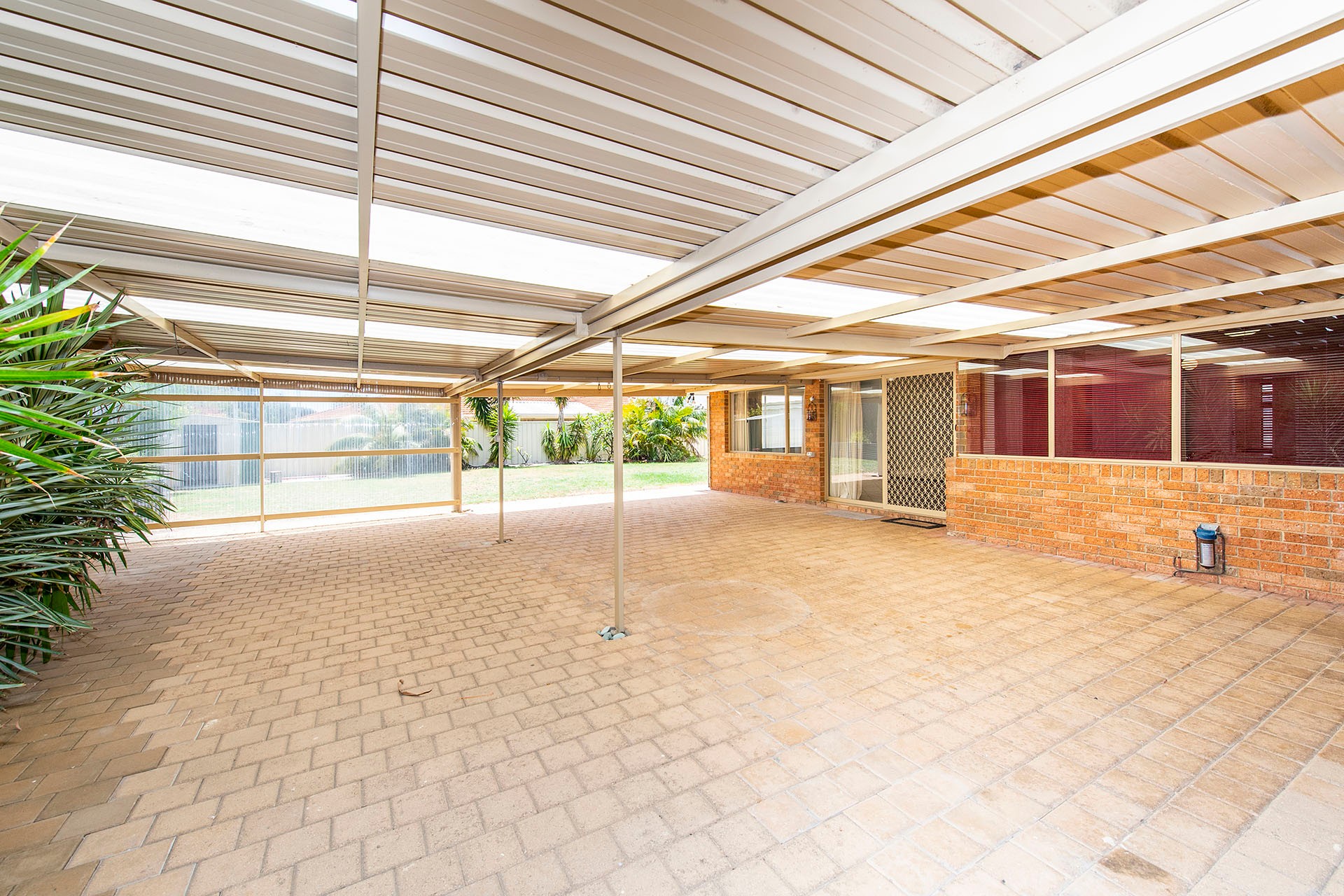 35 Leeuwin Parade, Rockingham, WA 6168