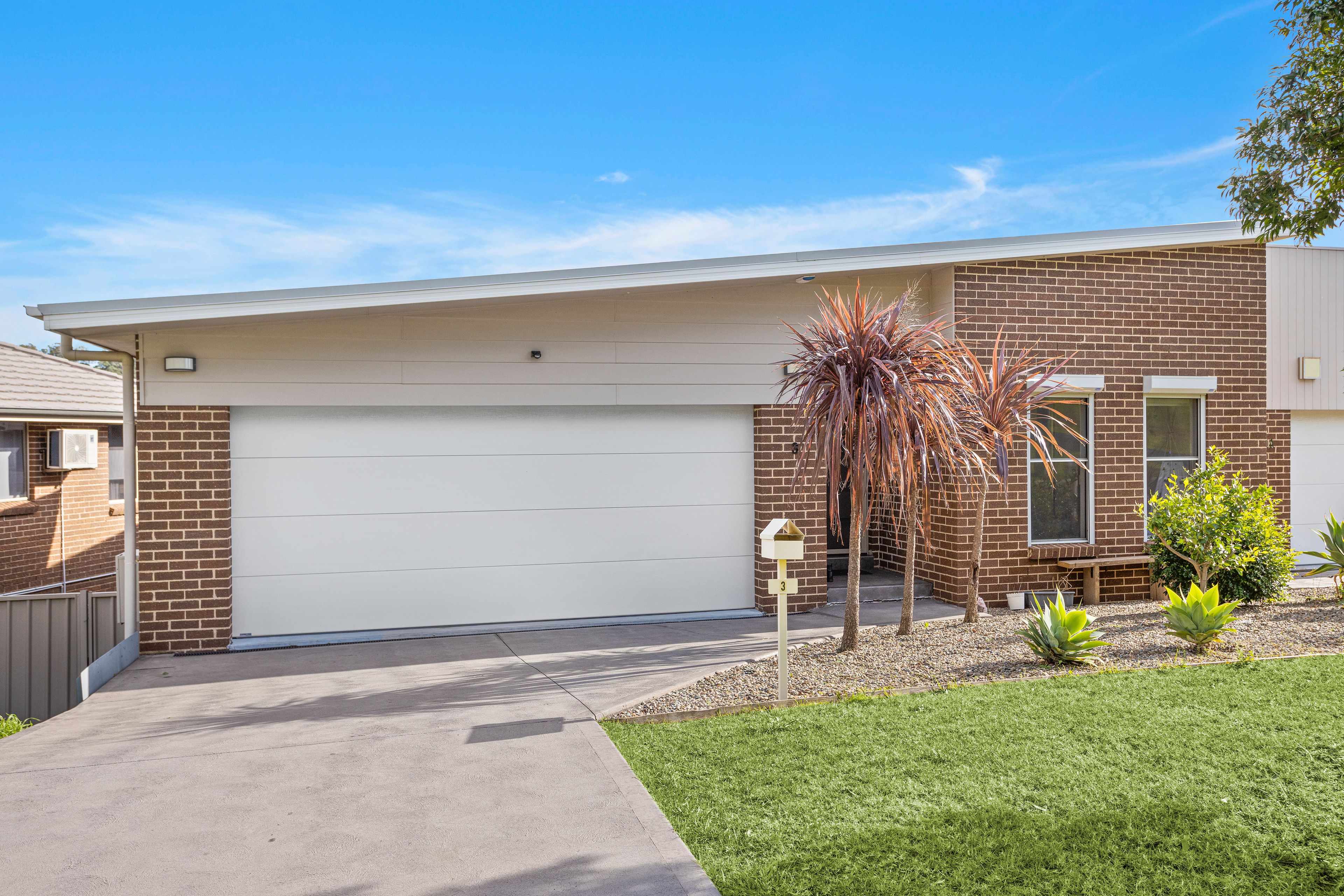 3 Chaplin Place, Albion Park NSW 2527