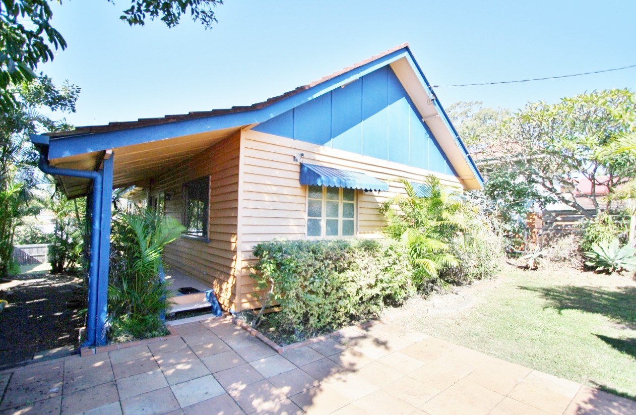 10 Kogarah Street, Tarragindi, QLD 4121