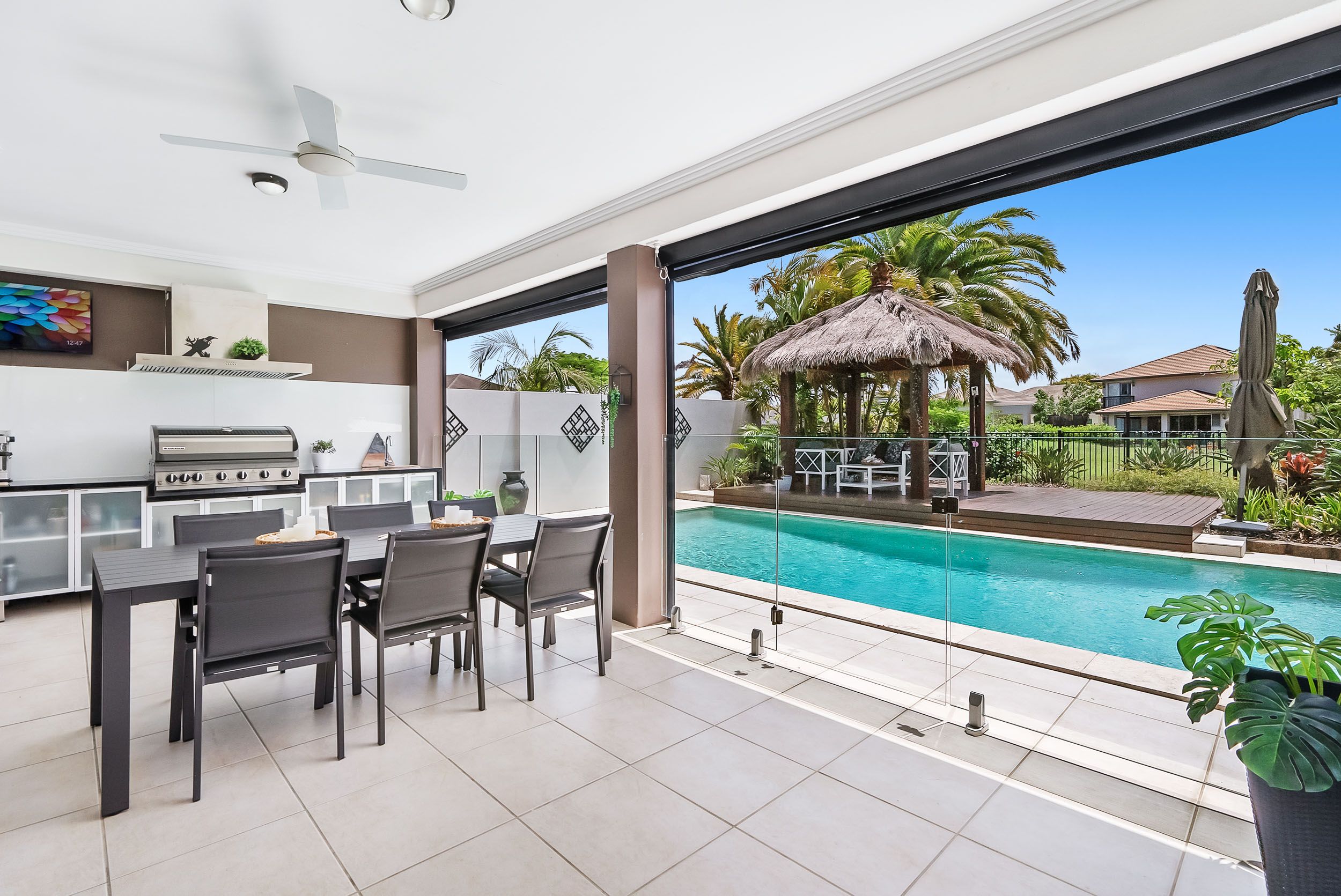 2546 Gracemere Circuit West, Hope Island QLD 4212