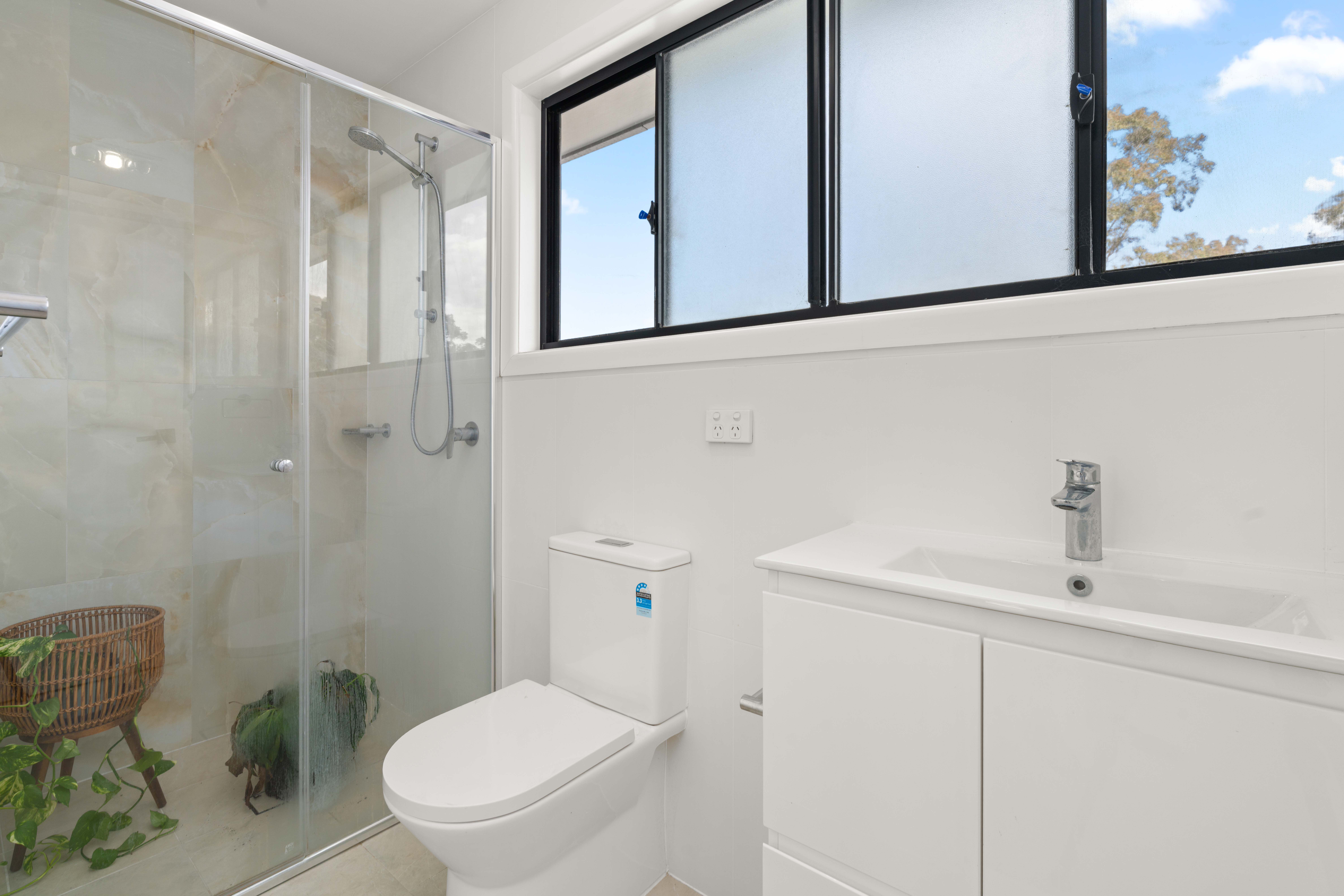 2/54a Hillcrest Avenue — photo 14 of 22