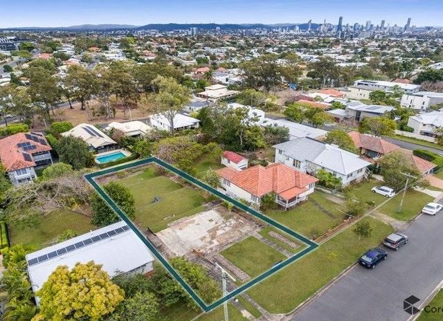 49 Sirius Street, Coorparoo, QLD 4151