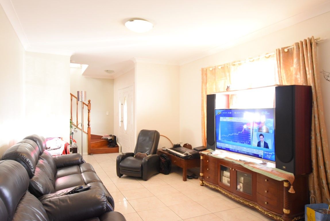 98 BROADWAY, Punchbowl, NSW 2196