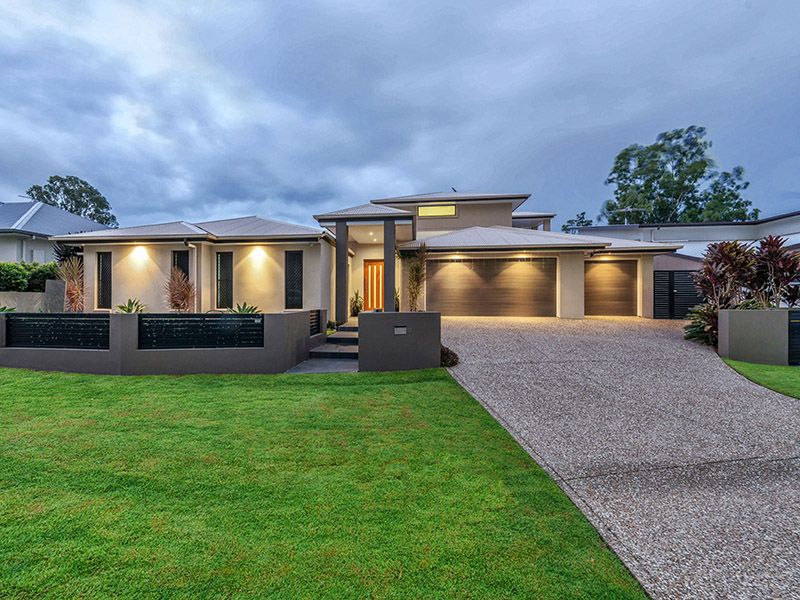 12 Silverbirch Place, Bridgeman Downs QLD 4035
