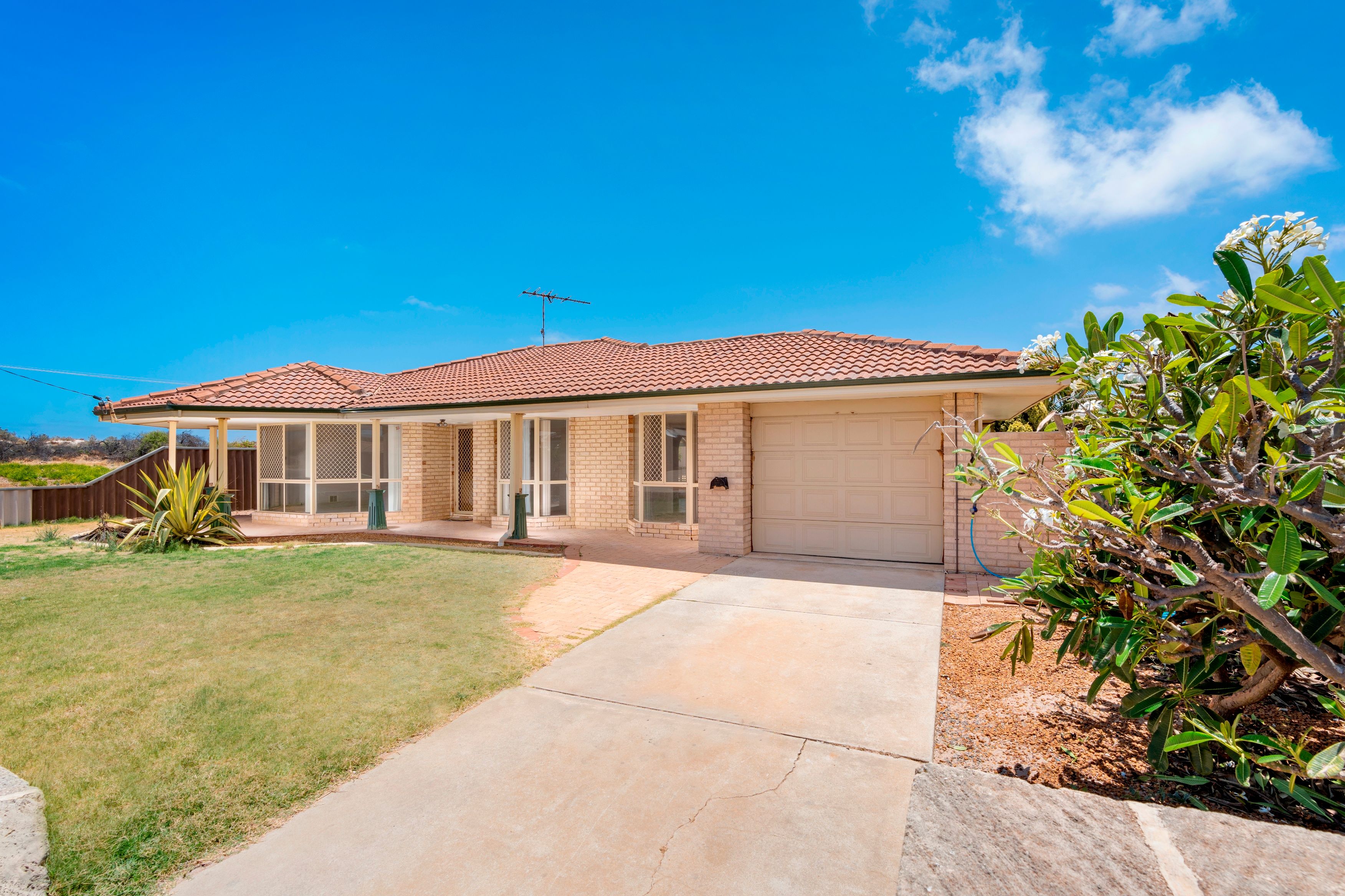 3 Sandown Close, Tarcoola Beach, WA 6530