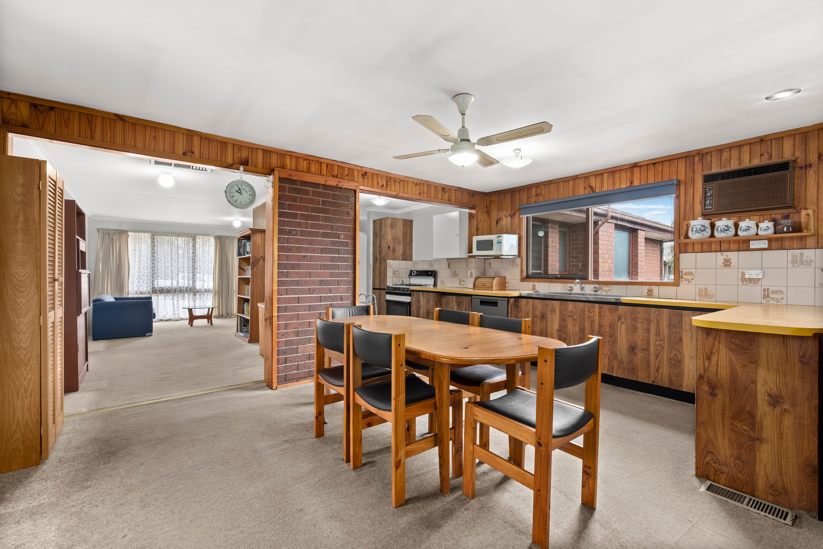 6 Greenway Drive, Mill Park, VIC 3082