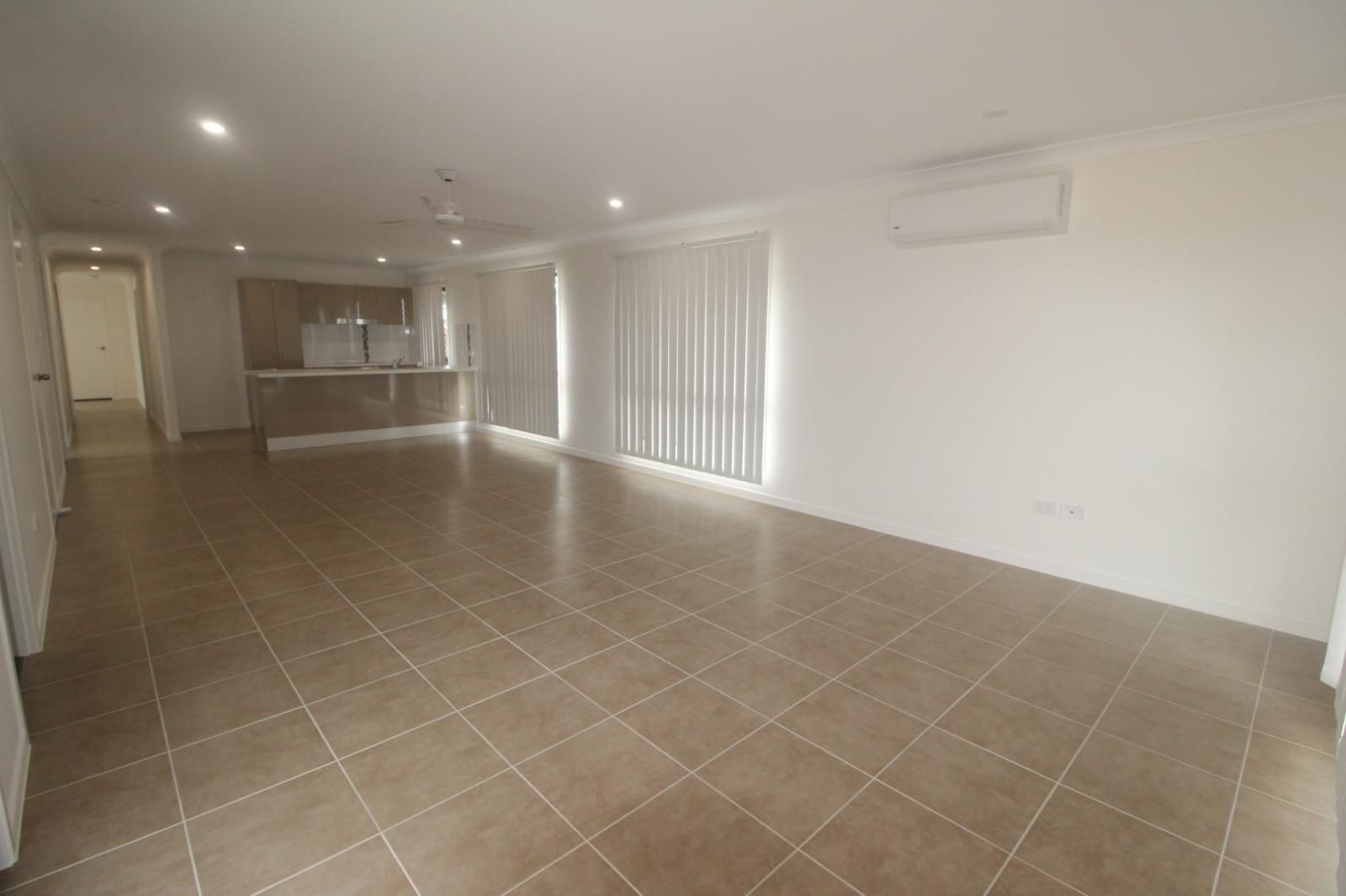 19 Orangeberry Circuit, Mount Low, QLD 4818