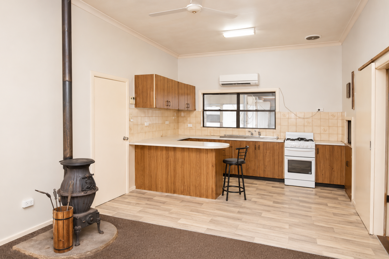 67 Gisborne Street — photo 5 of 13