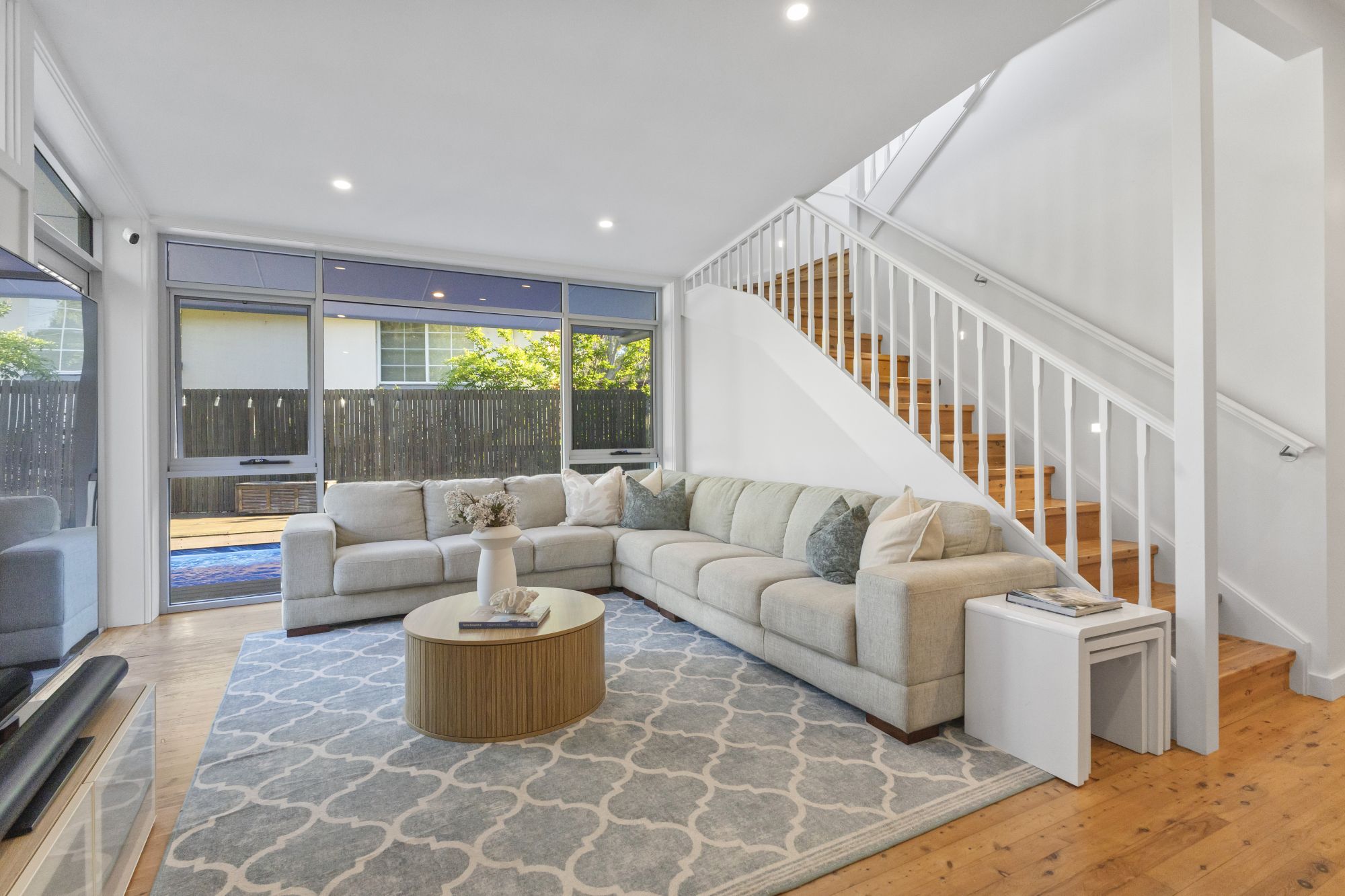 18 Marillian Avenue — photo 4 of 13