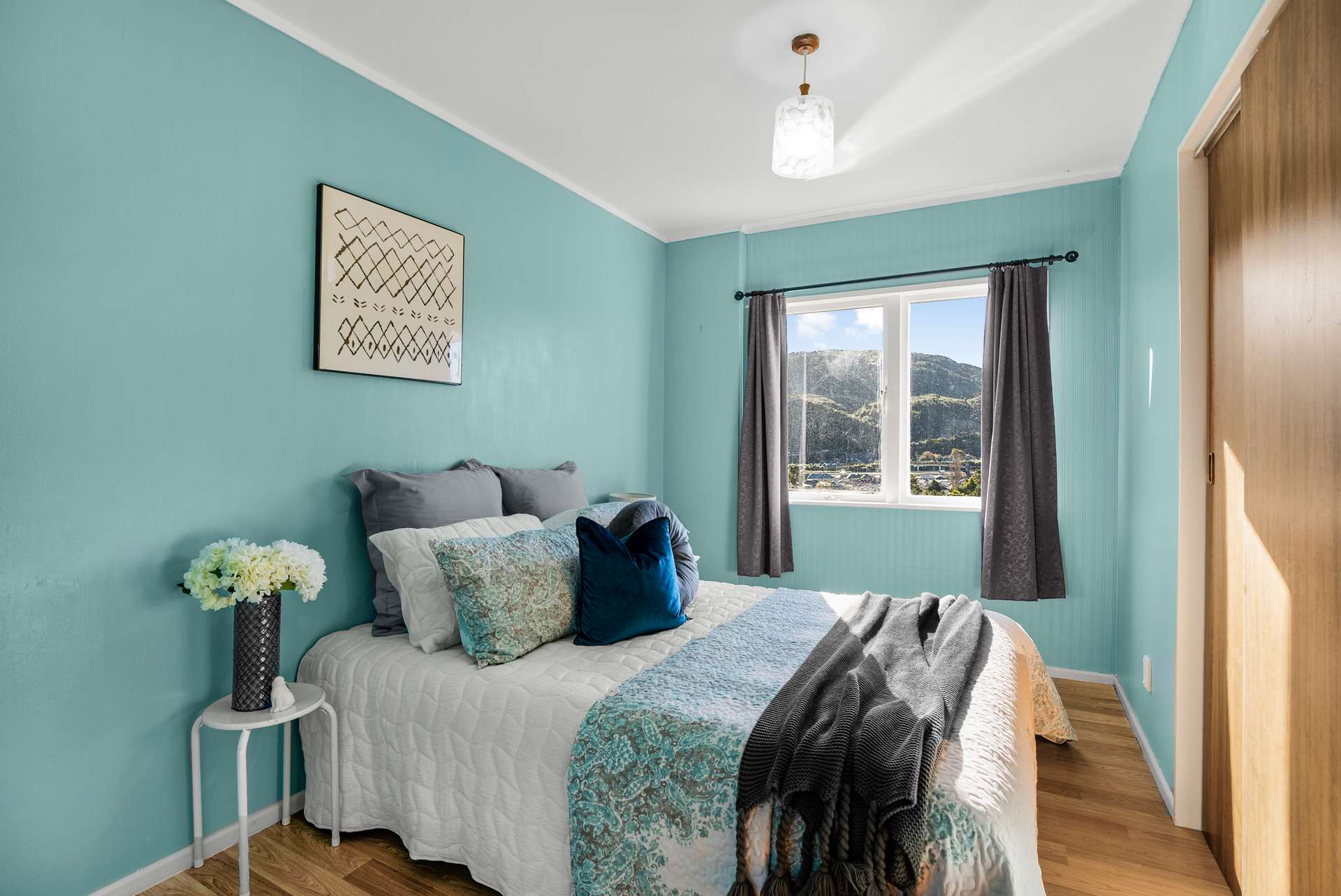 2/54 Holborn Drive photo 8