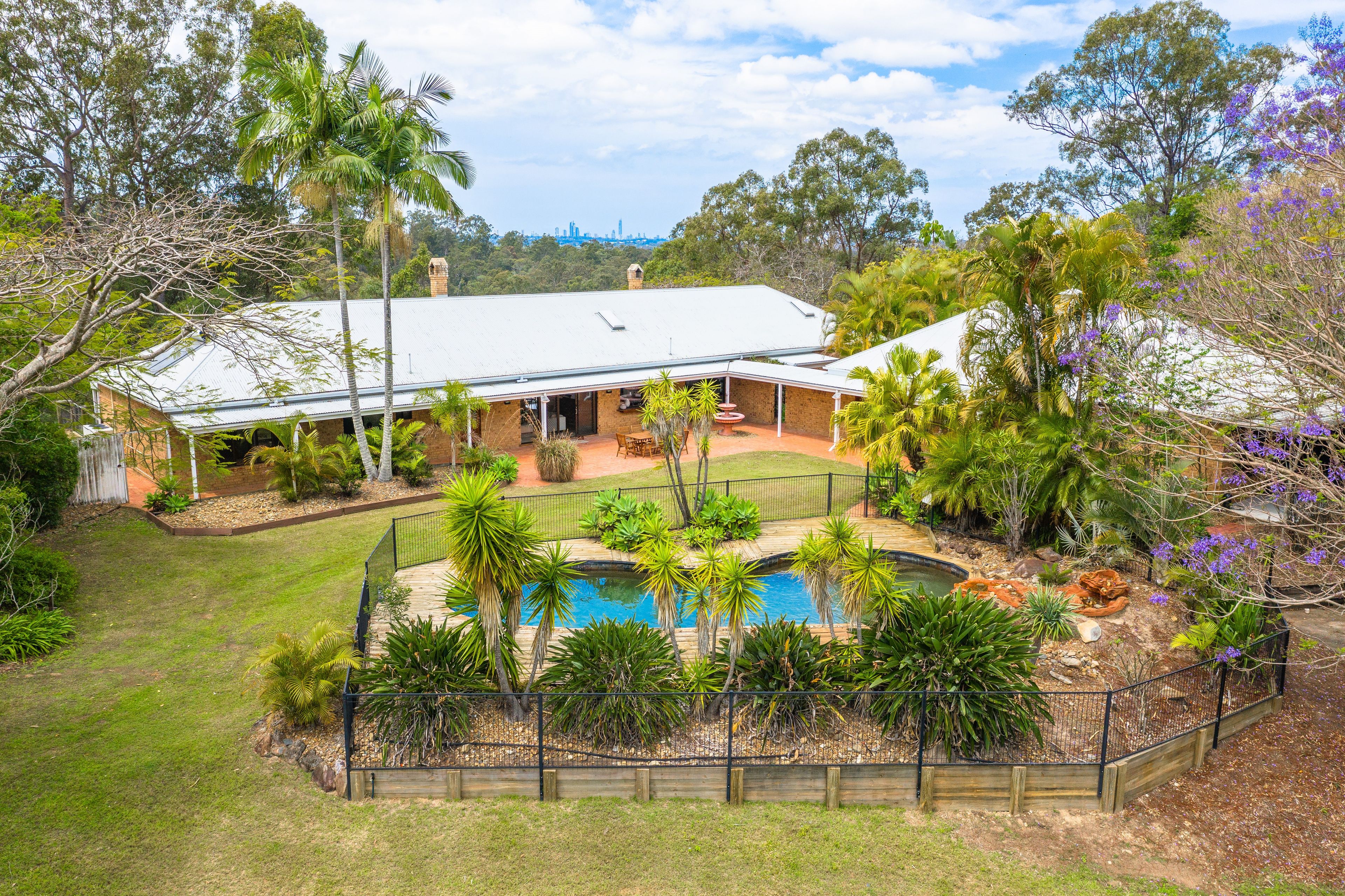 135 Country Crescent, Nerang QLD 4211