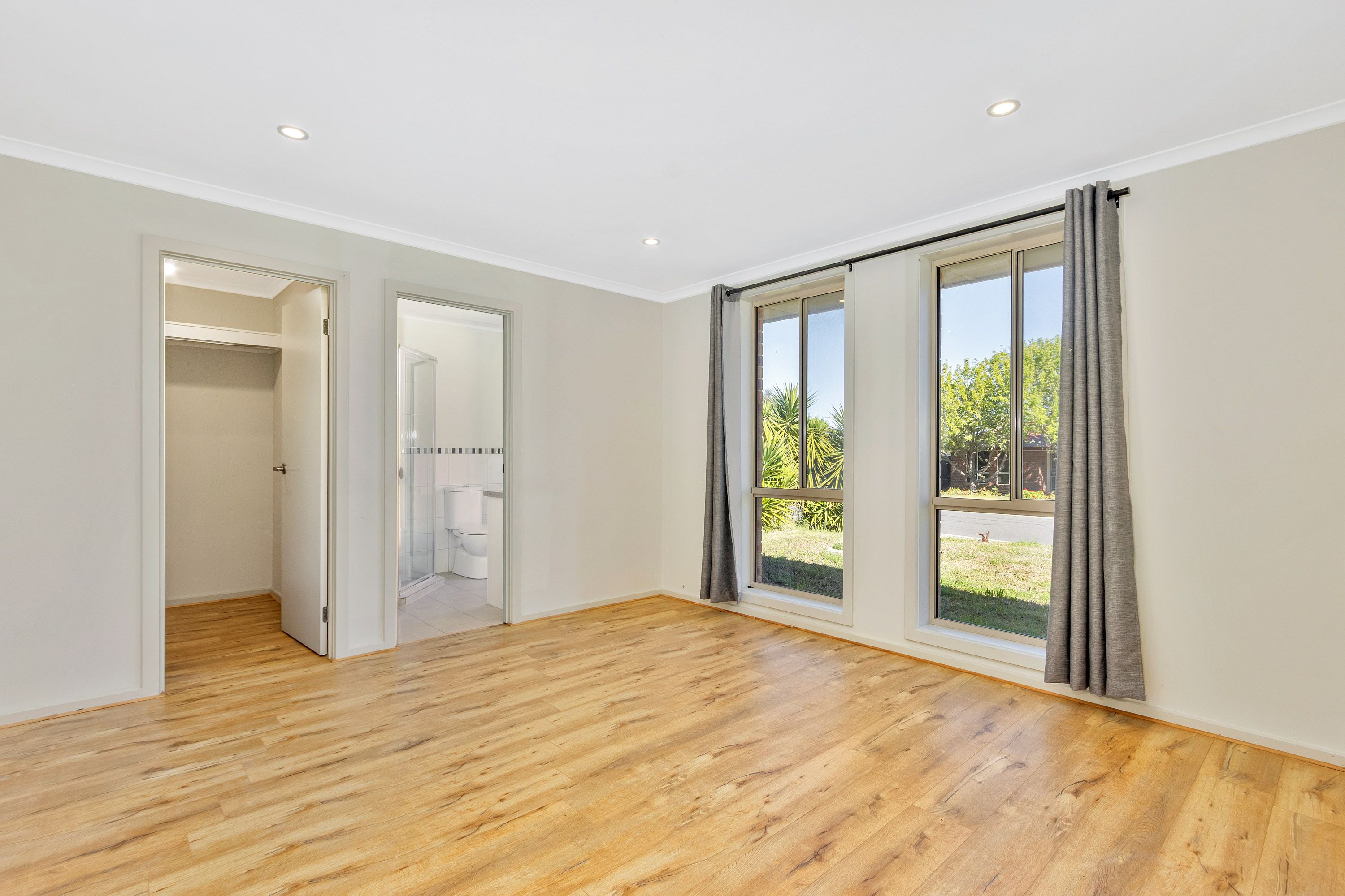 62 Carlisle Street — photo 10 of 20