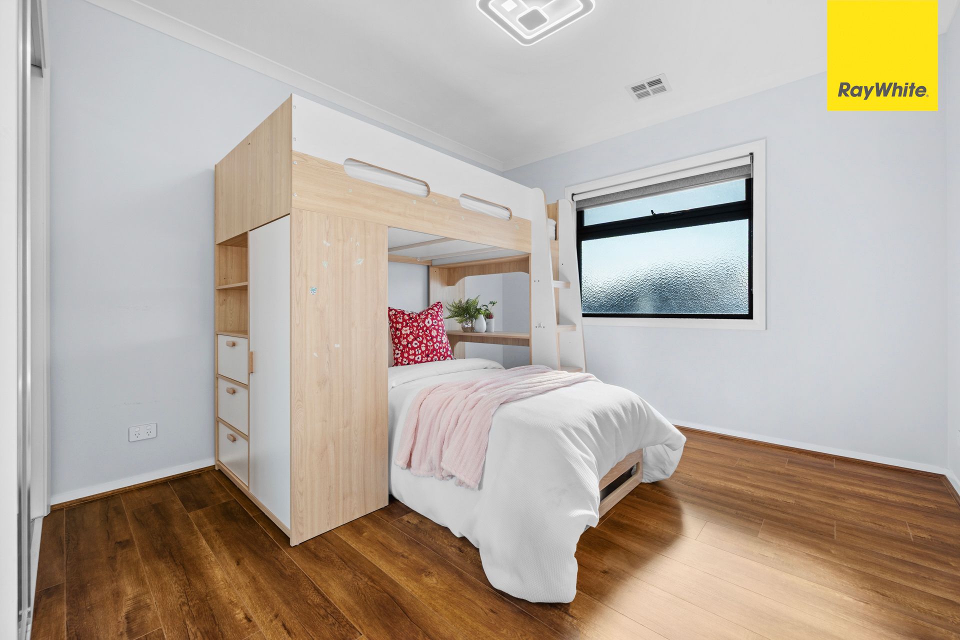 4 Alcock Road — photo 14 of 27
