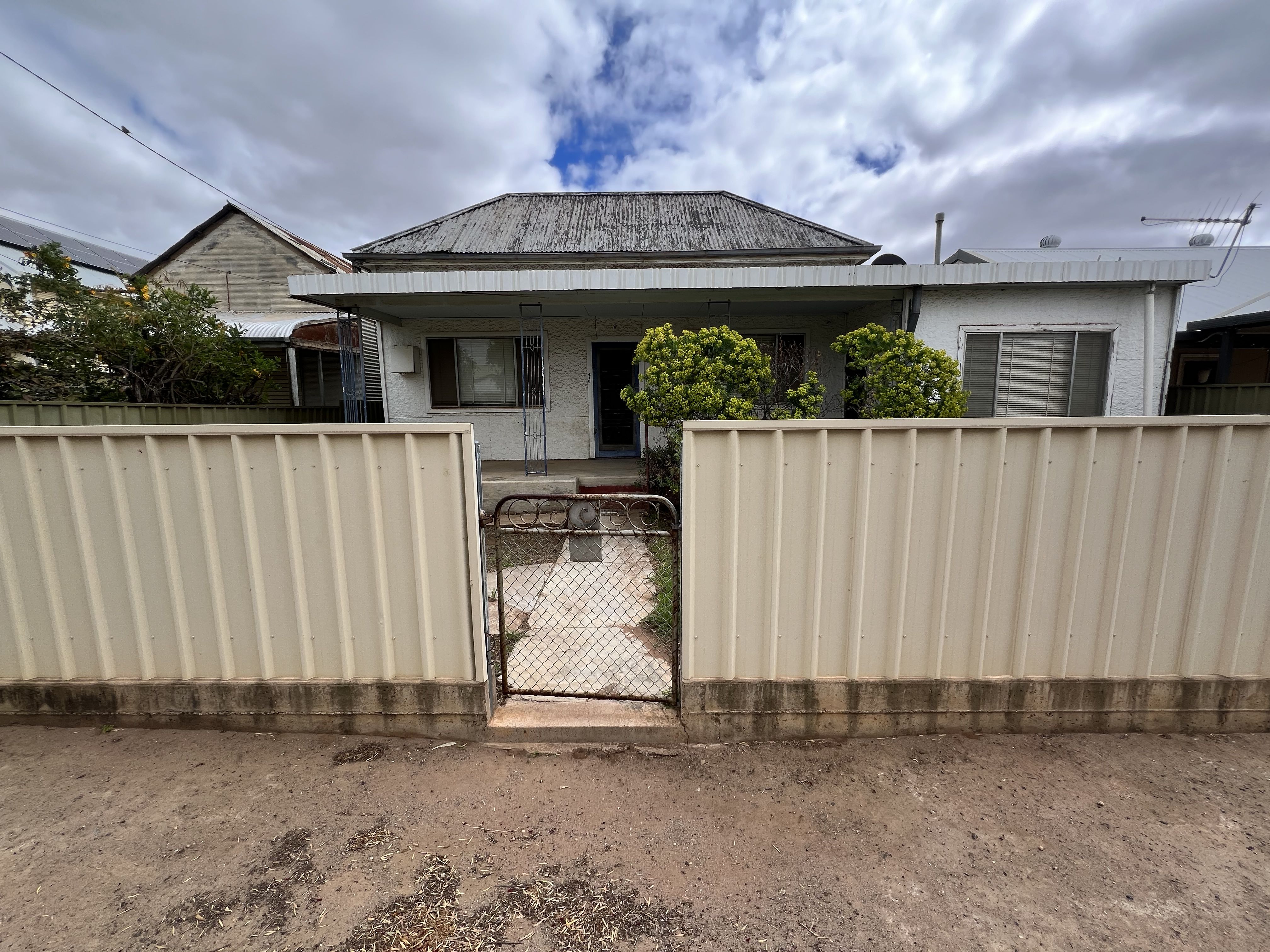 416 Lane Street — photo from Ray White Rural Broken Hill