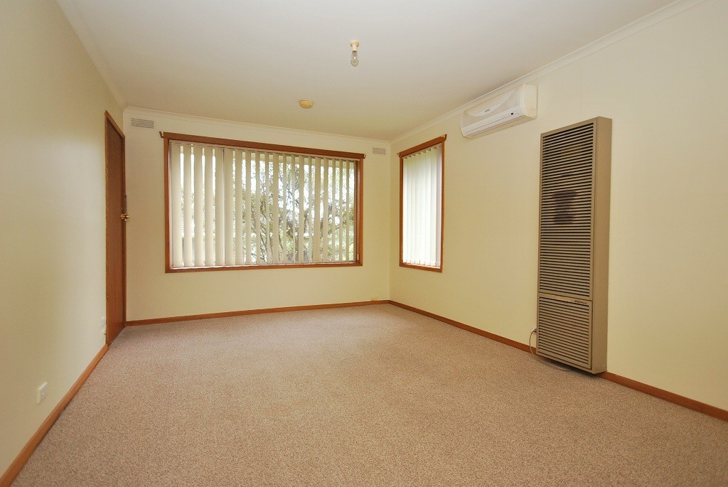1/8 Aquila Court, Ballarat North, VIC 3350