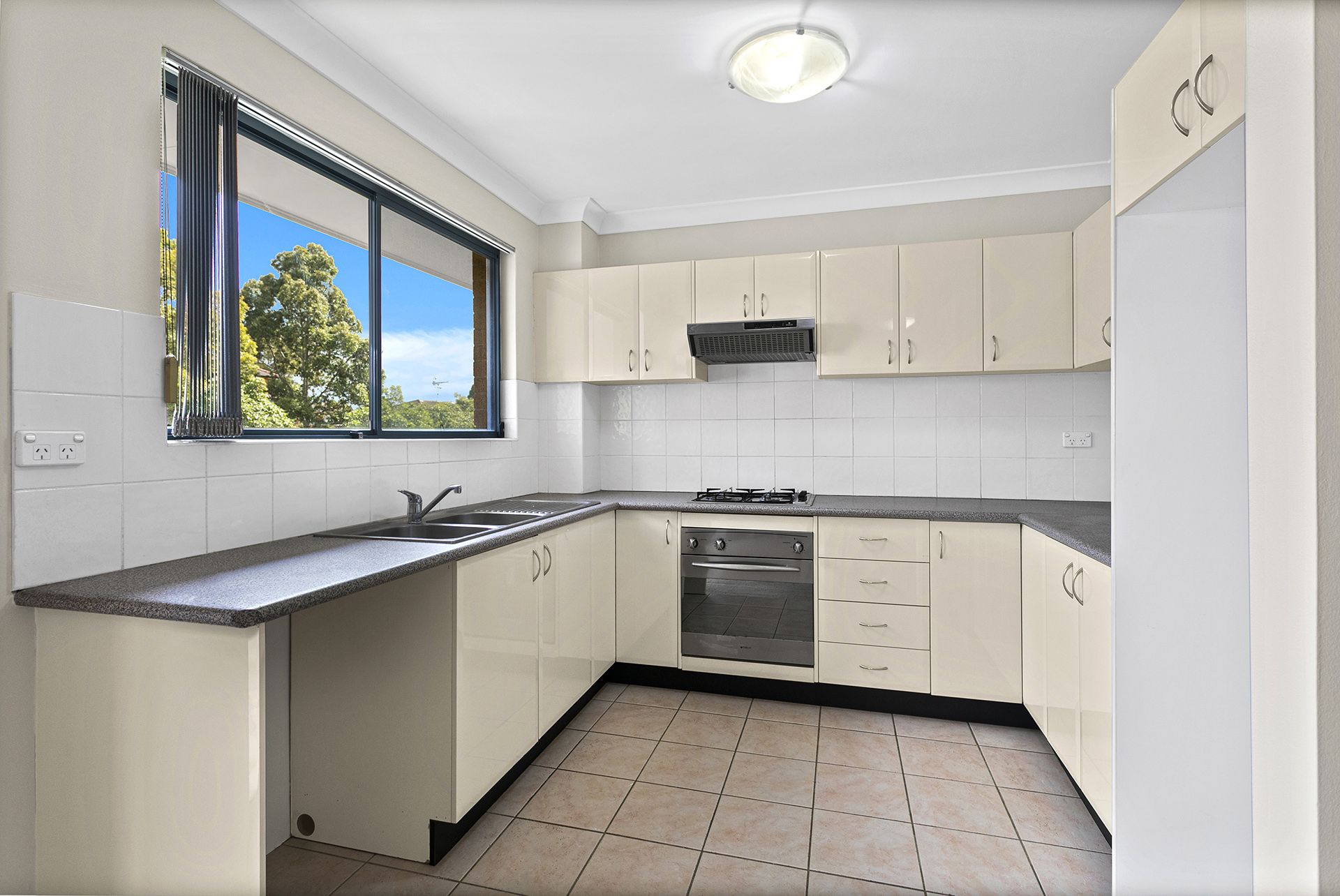 7/12-20 Mill Street, Carlton, NSW 2218
