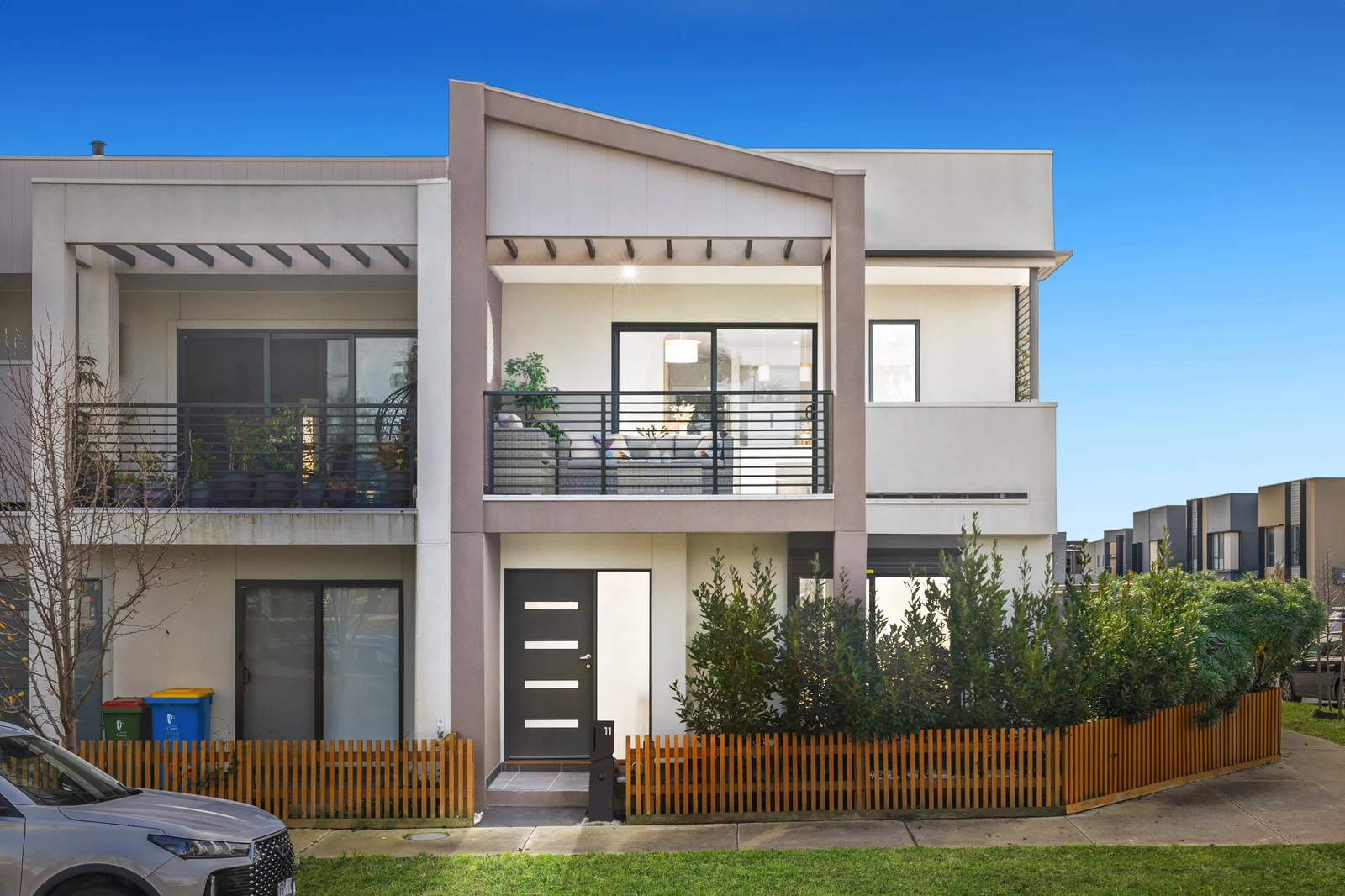 11 Henrietta Place, Cranbourne West, VIC 3977