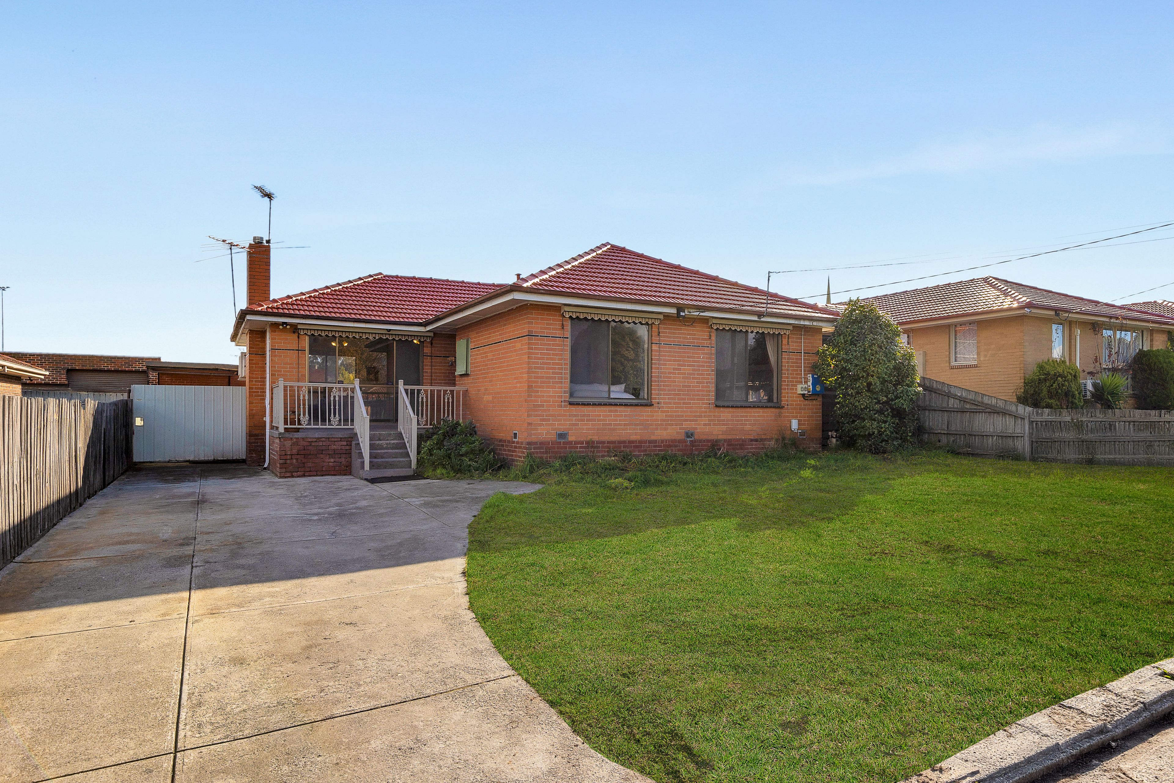 11 Plumpton Avenue — photo from Ray White Craigieburn