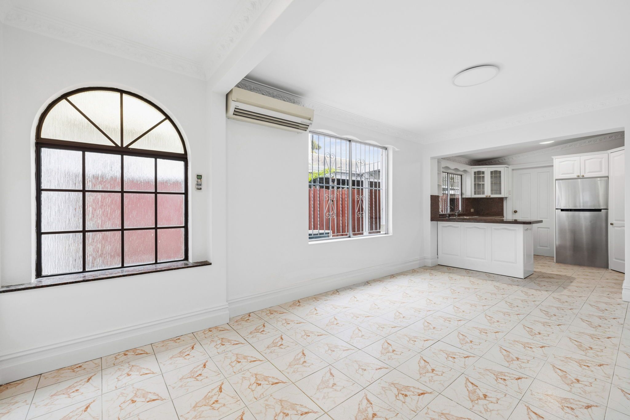 99 Silver Street — photo 3 of 6