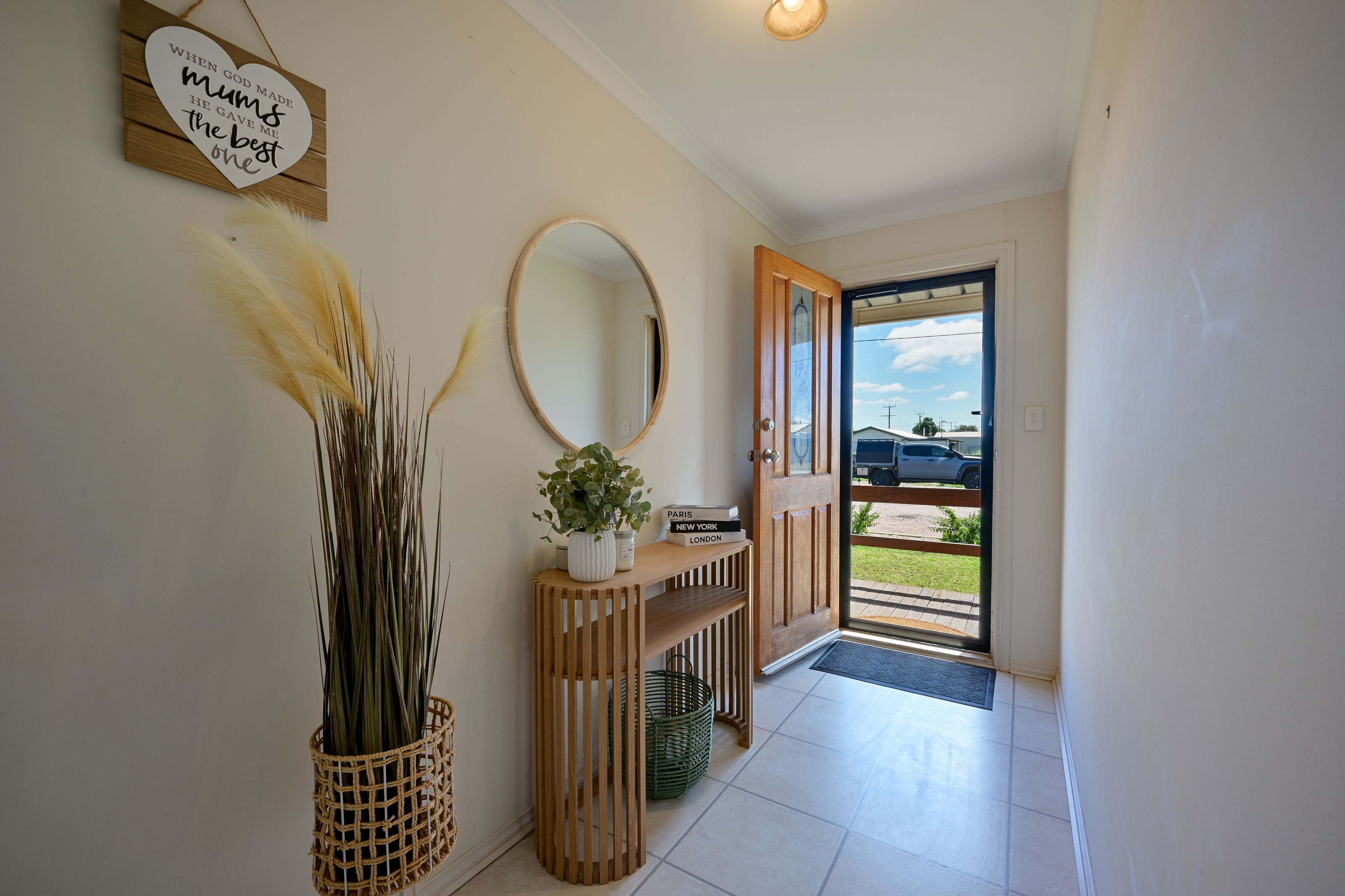 28 Drysdale Street — photo 3 of 21