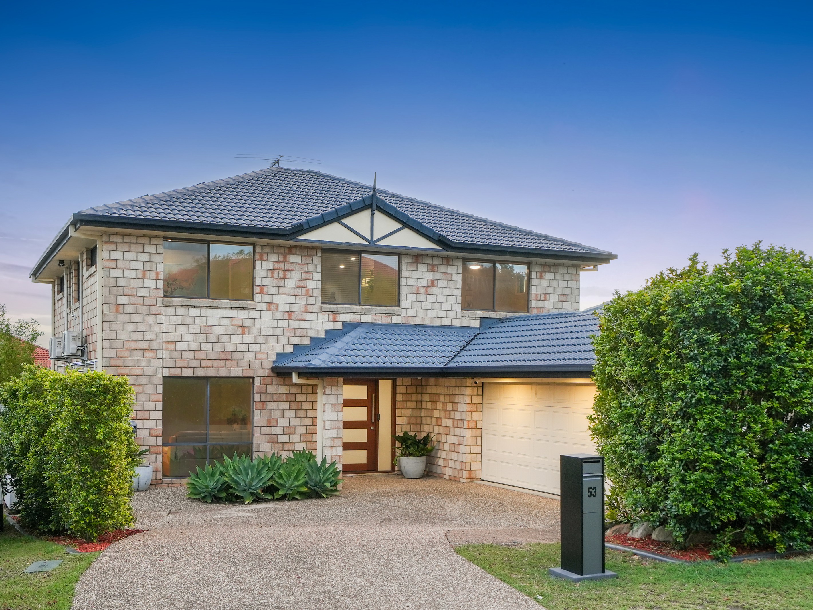 53 Southerden Drive, North Lakes, QLD 4509