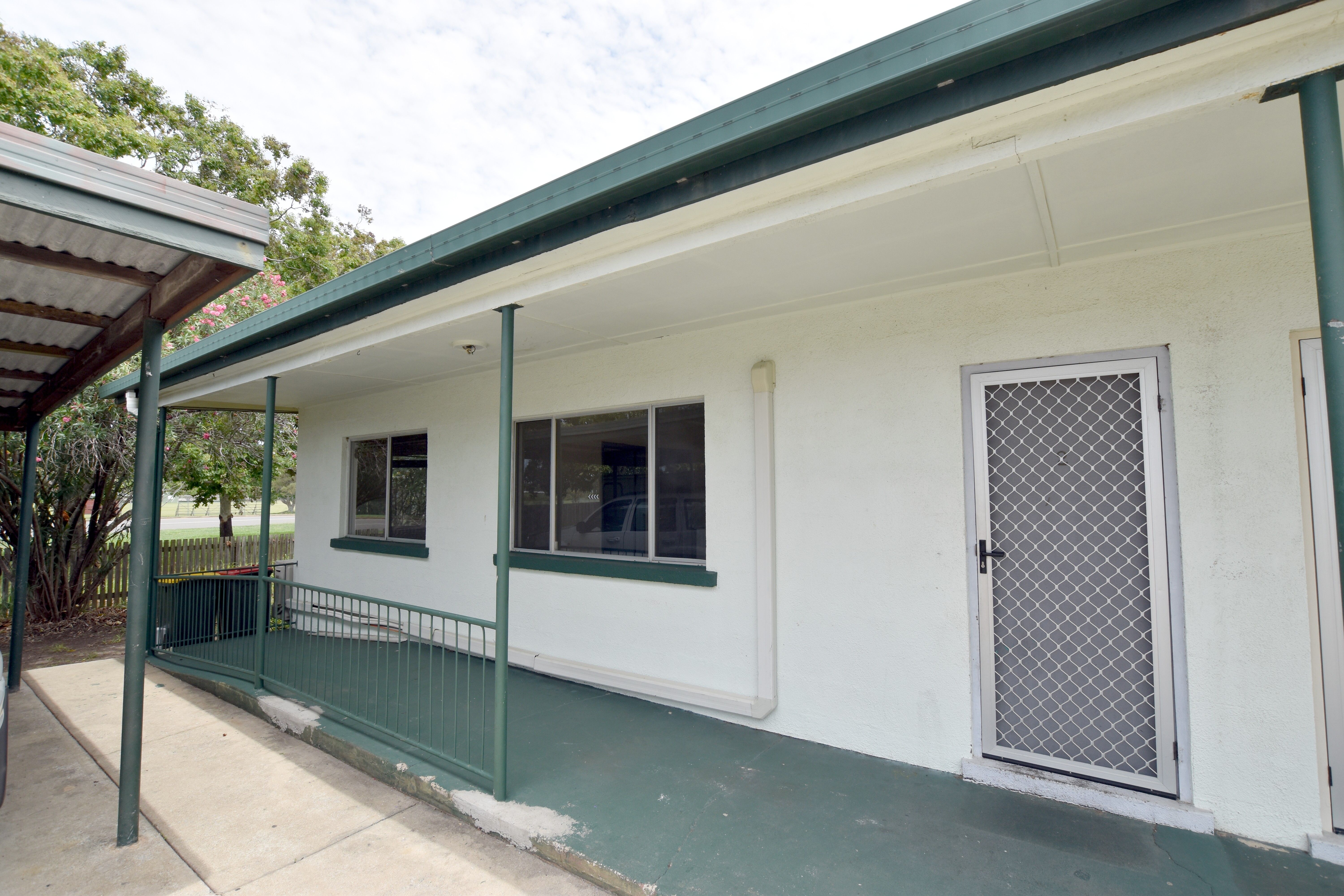 2/19 CLARK Street, Clinton, QLD 4680