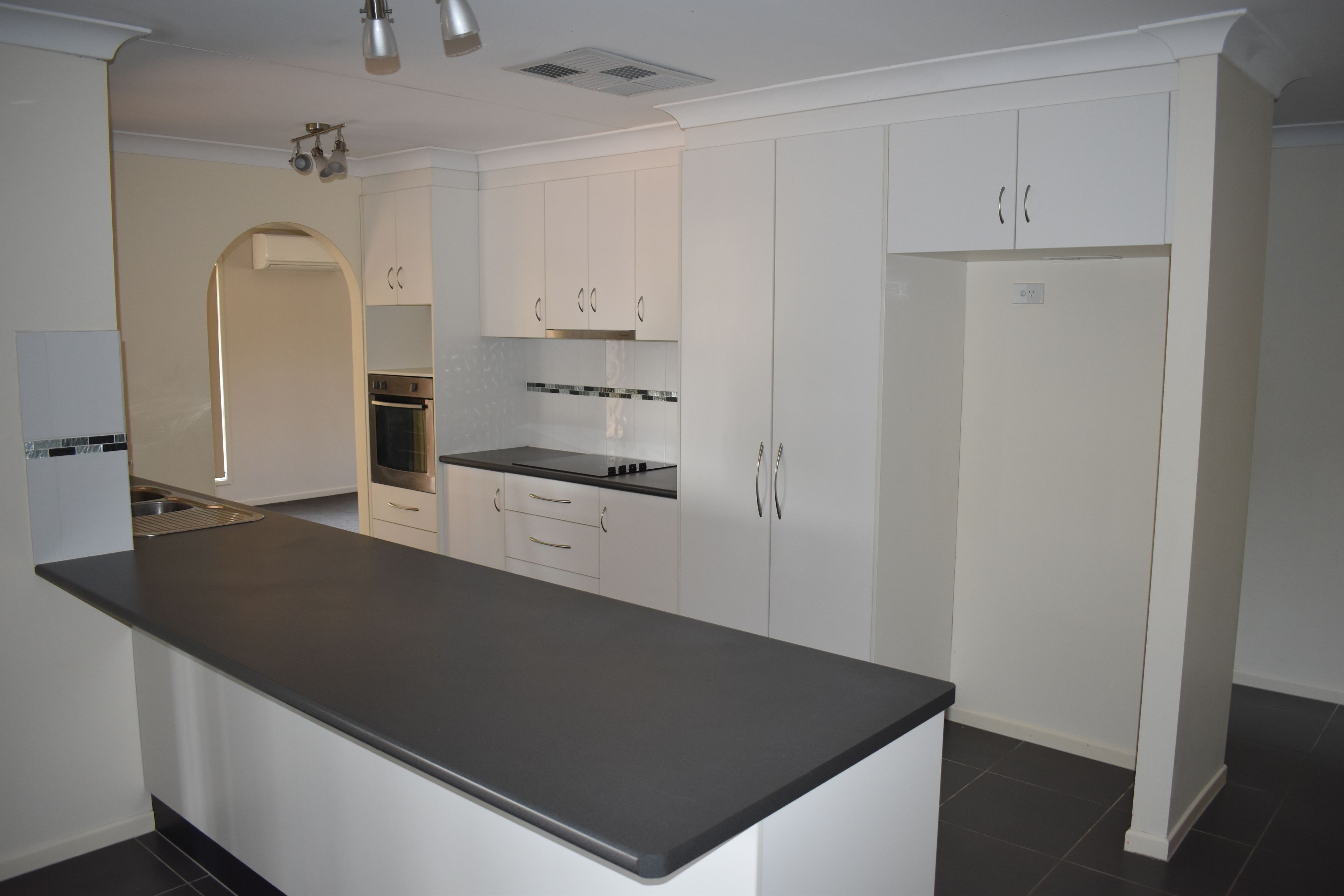 11 Louisa Court, Emerald, QLD 4720