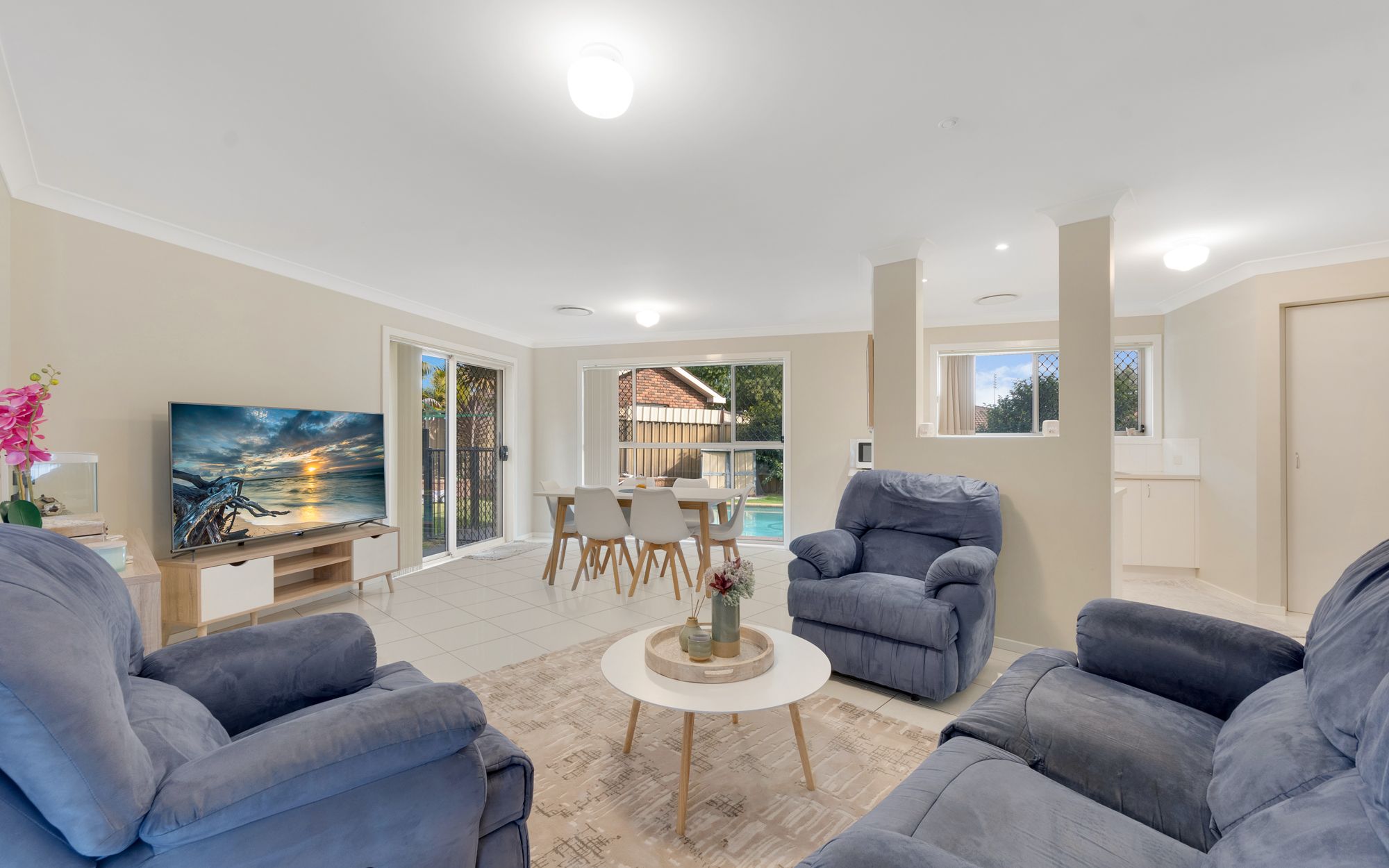 2A Mongon Place, St Helens Park, NSW 2560
