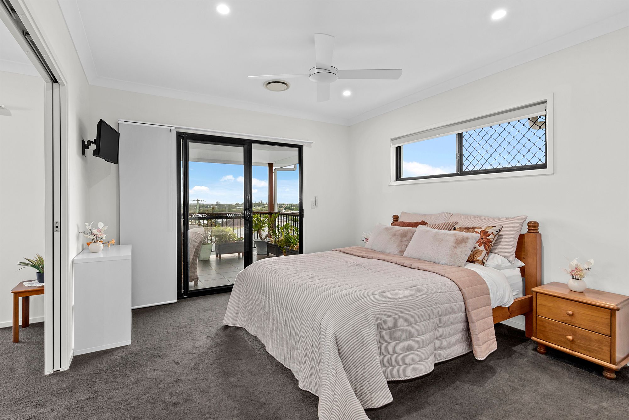 4 Sovereign Place — photo 10 of 23