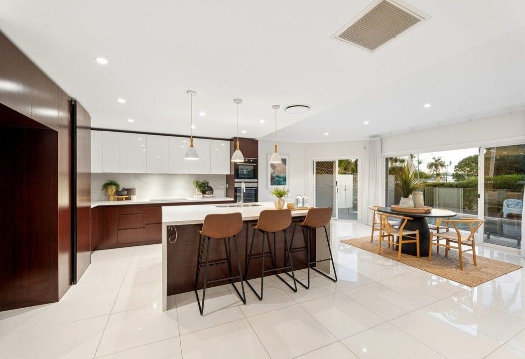 Isle Of Capri, QLD 4217 — photo from Ray White Mermaid Waters