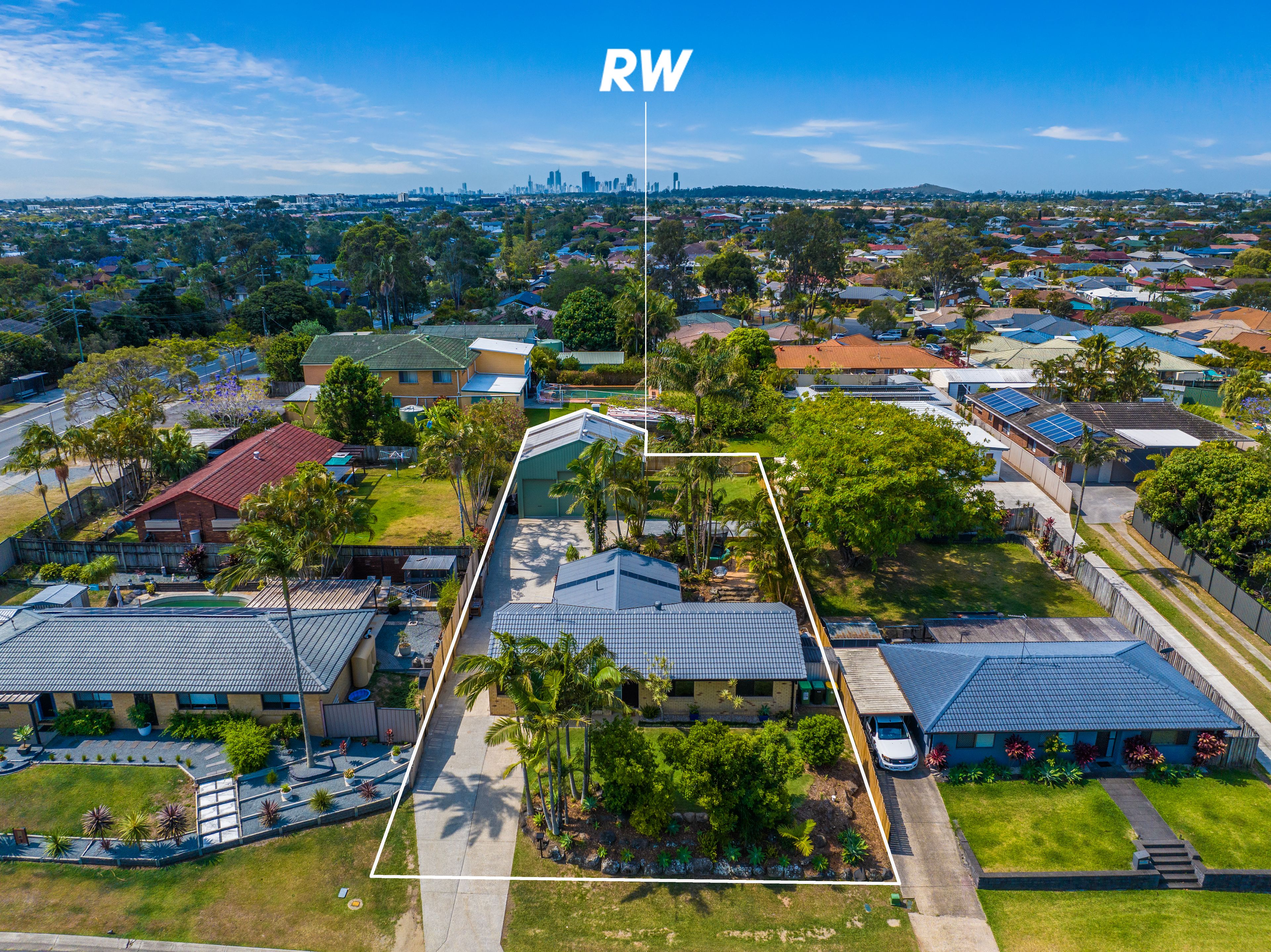 4 Bushtree Court, Burleigh Waters QLD 4220