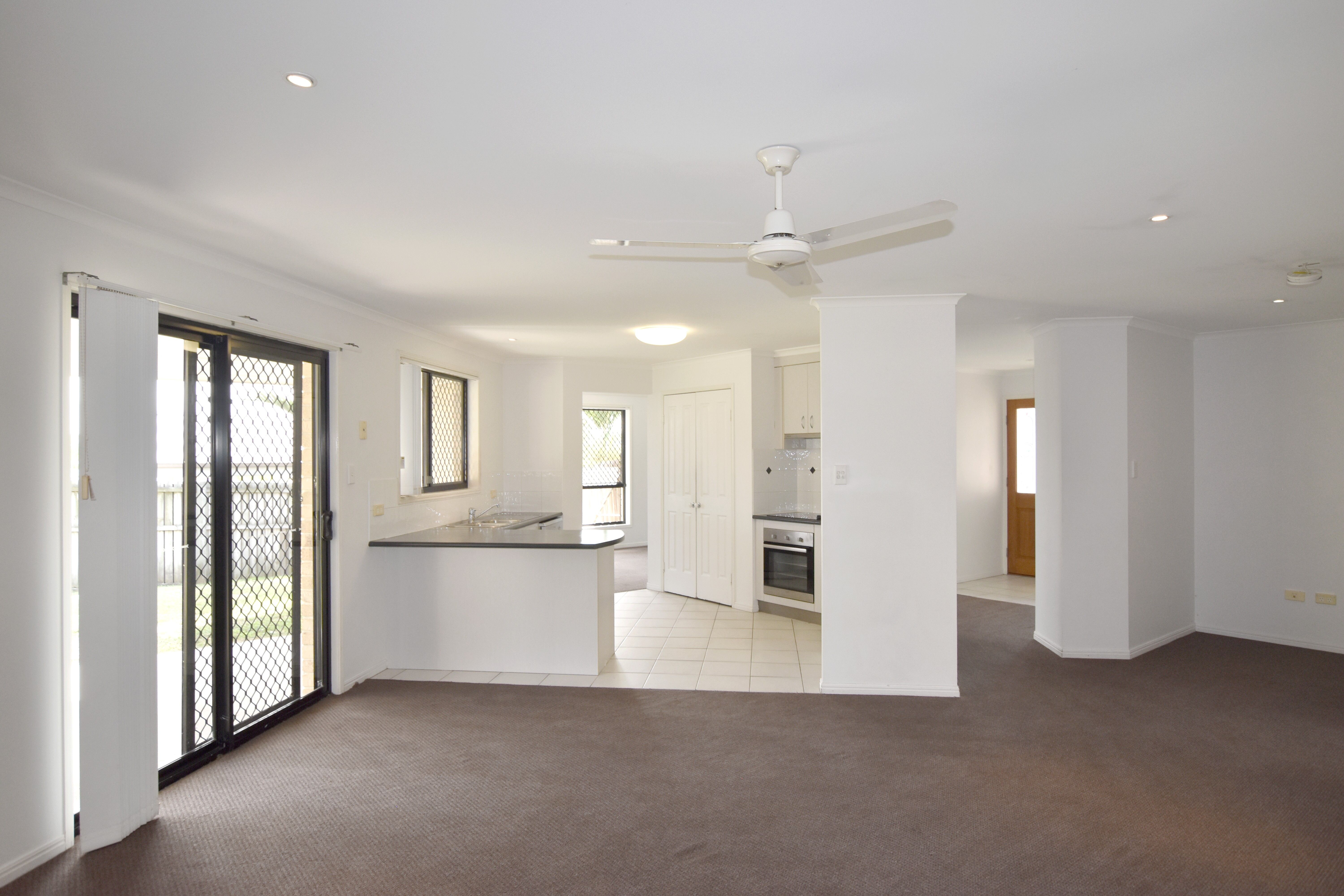 3 Viewpoint Way, New Auckland, QLD 4680