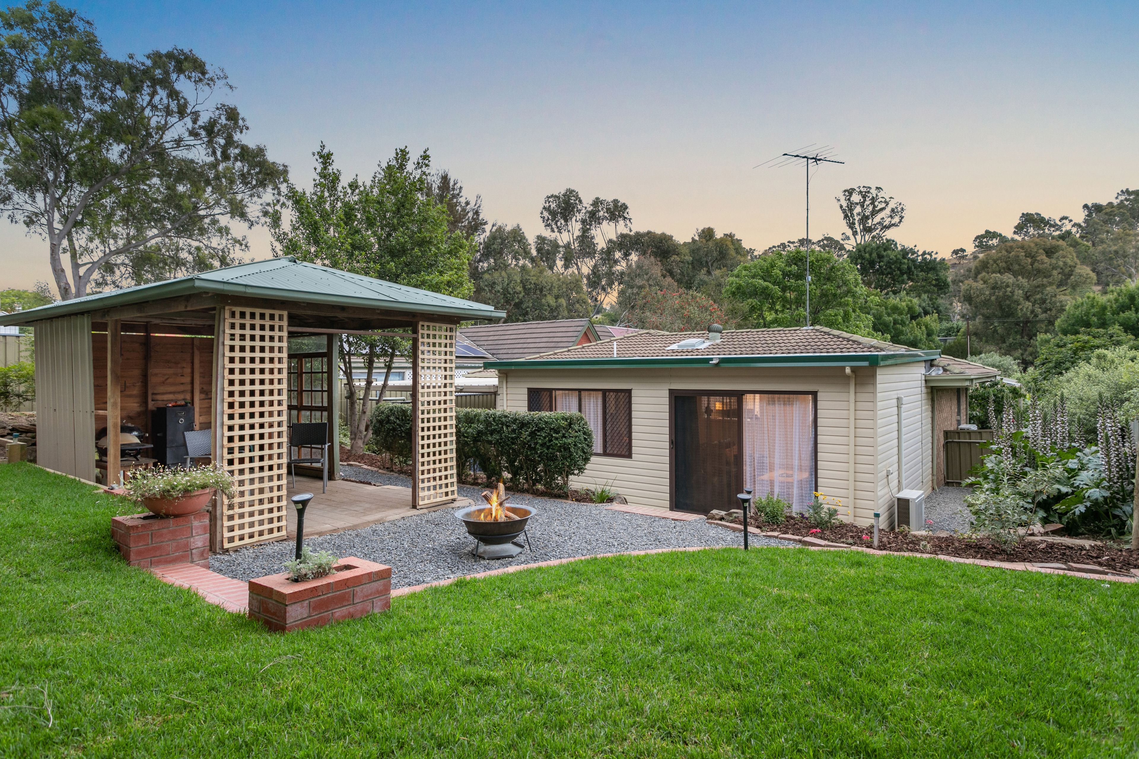 18 Donald Street, Dawesley, SA 5252